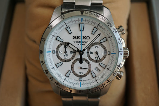 Seiko SSB025P1 6T63 White Dial Chronograph Tachymeter Quartz Watch