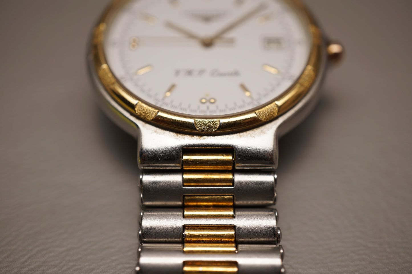 Vintage Longines L1.613.3 Two Tone Conquest V.H.P. Swiss Quartz Watch