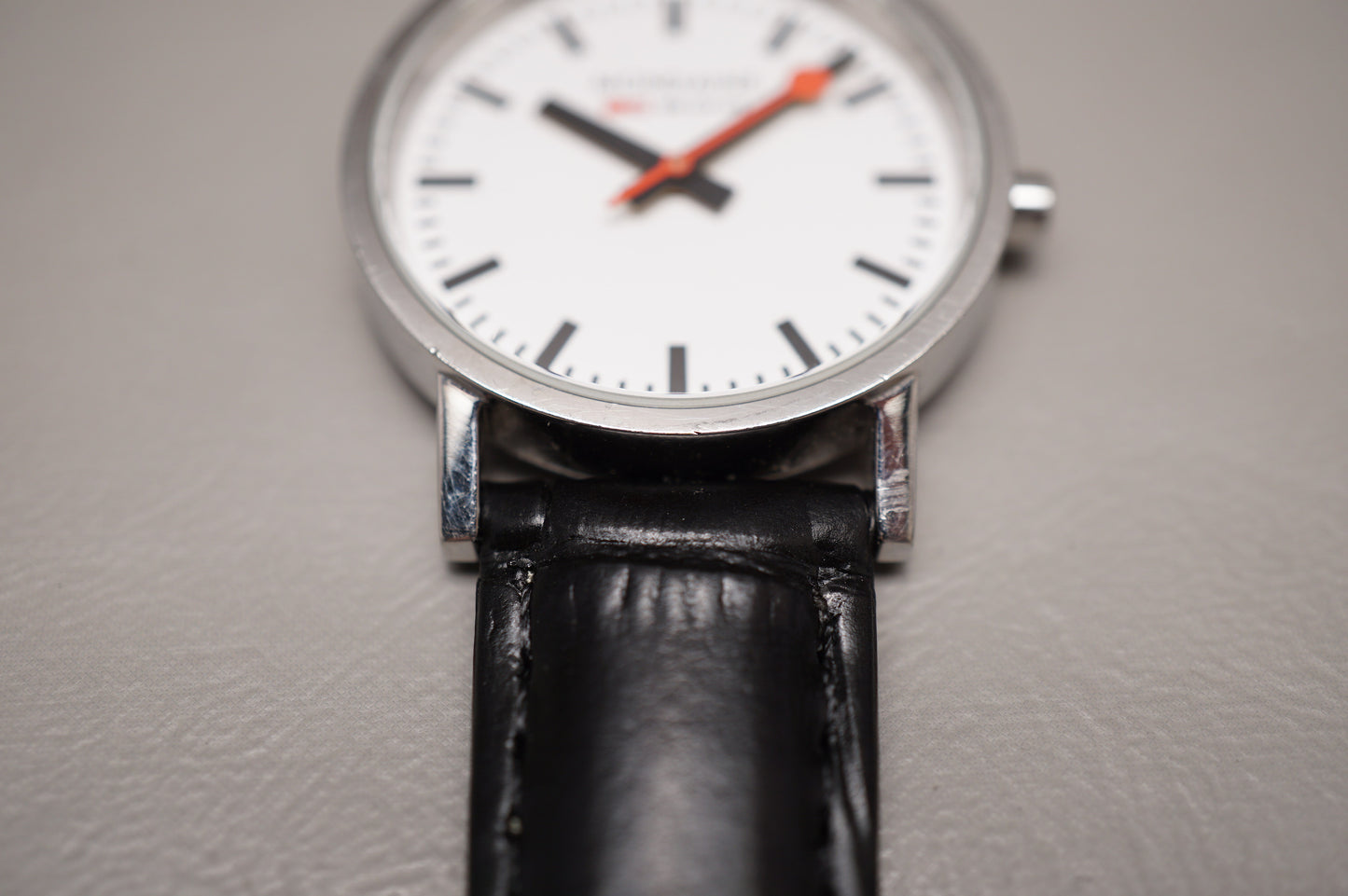 Mondaine 30323 Classic White Dial Ladies Railways Watch Swiss Quartz