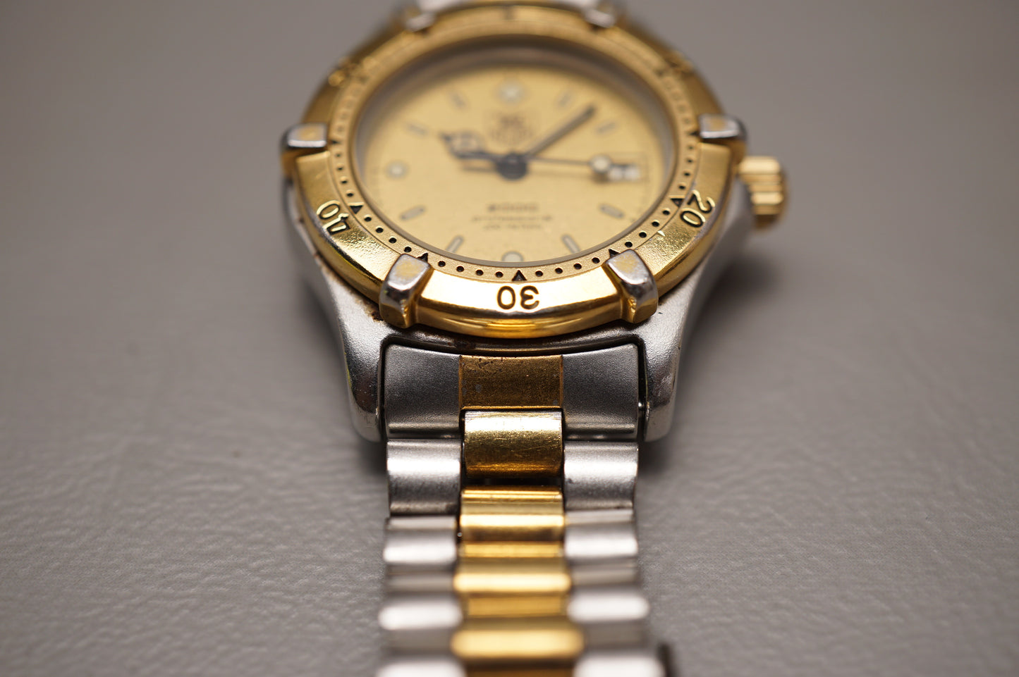 Tag Heuer 2000 964.008 Two Tone Gold Dial Professional Ladies Quartz Watch