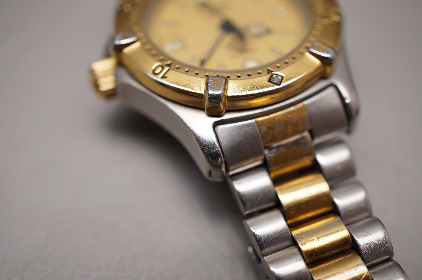 Tag Heuer 2000 964.008 Two Tone Gold Dial Professional Ladies Quartz Watch