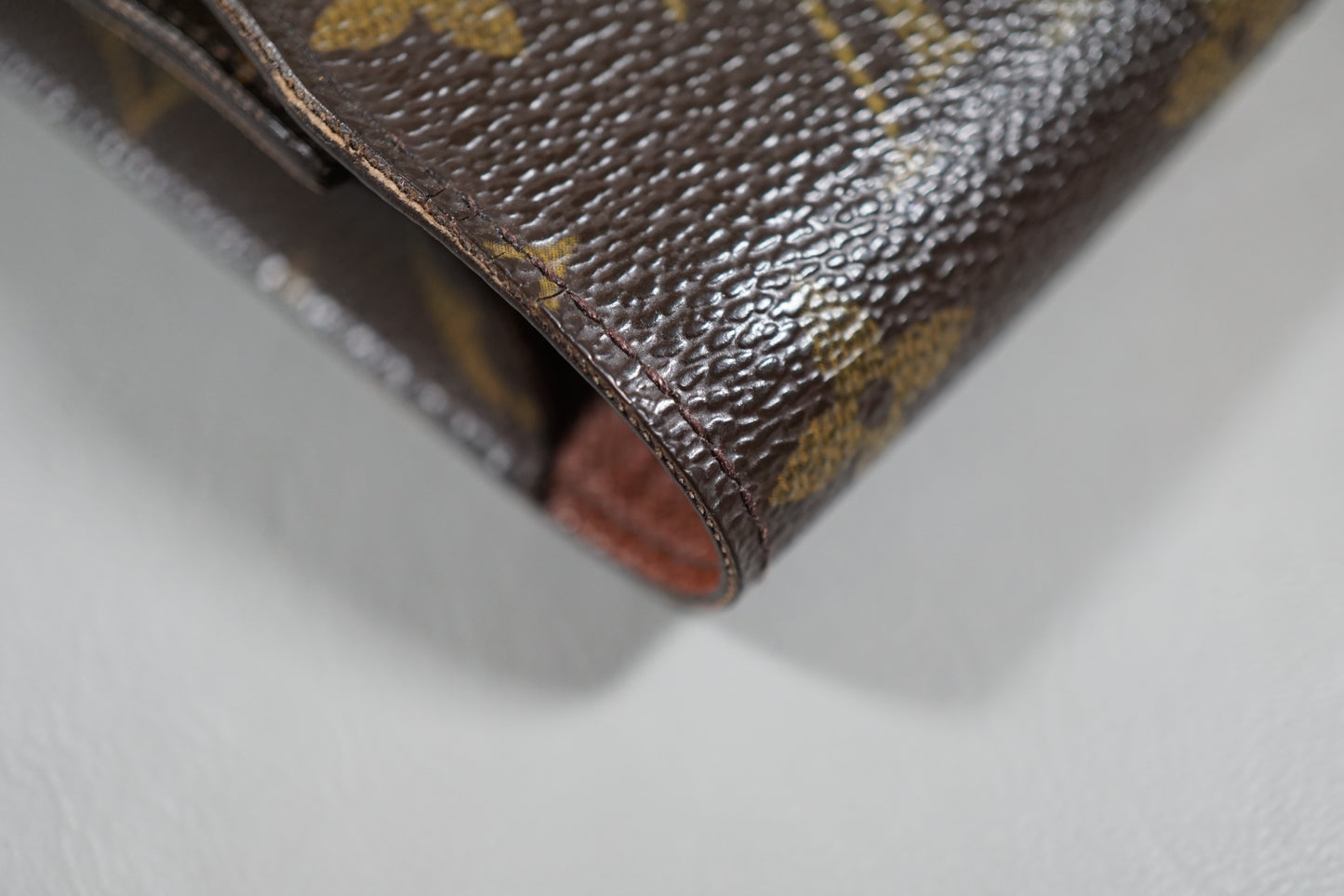 Louis Vuitton M63024 Monogram Brown Tobacco Case