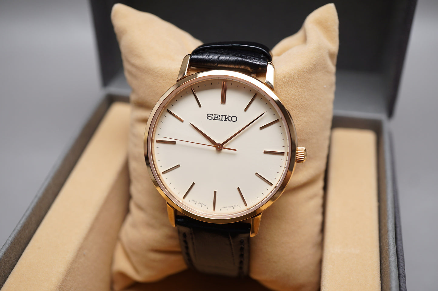 Seiko Selection SCXP076 7N01 Gold Feather Reissue JDM Quartz Watch
