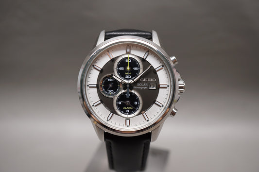 Seiko SSC259P1 V172 Black And White Dial Solar Quartz Chronograph