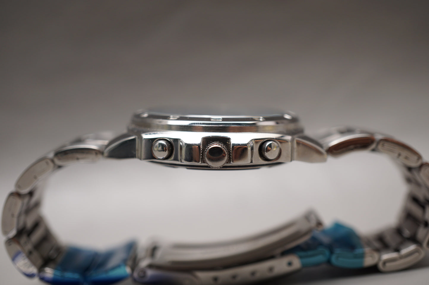 Unworn NOS Seiko SKS043P1 V657 Blue Dial Quartz Chronograph Watch