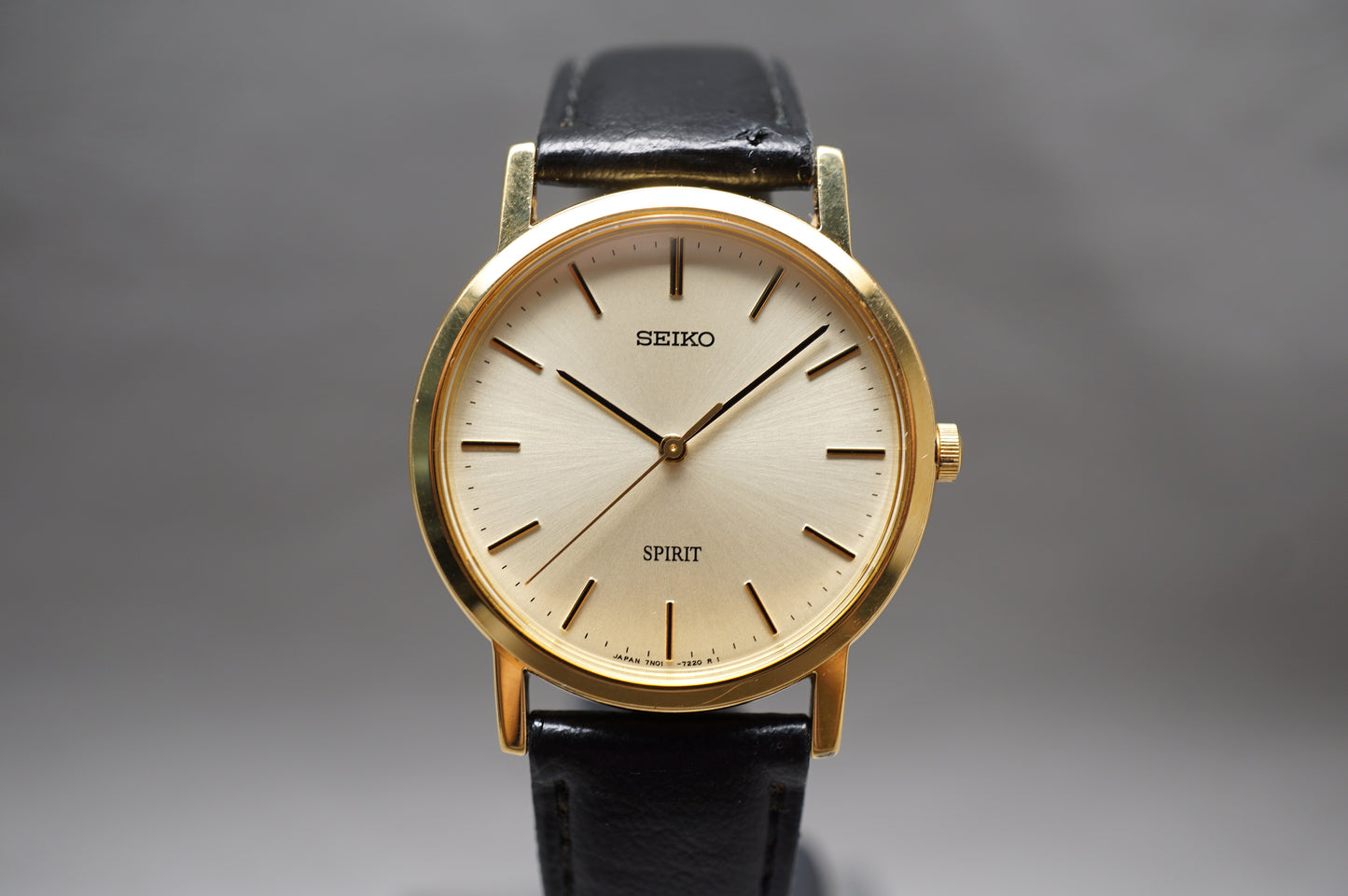 Vintage 1996 Seiko Spirit 7N01-7060 Gold Tone Quartz Jdm Watch