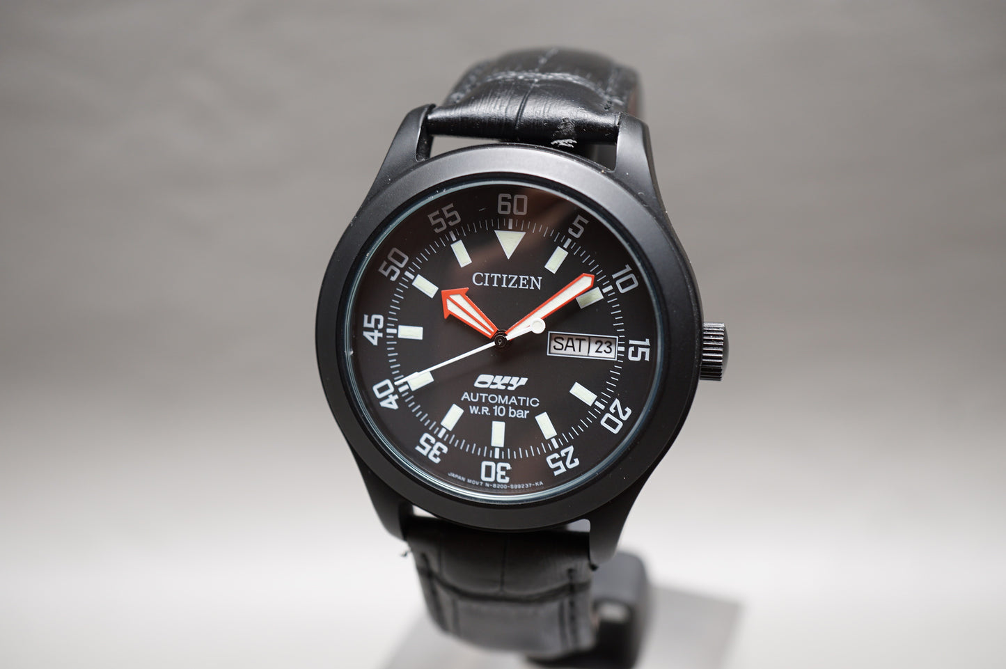 Vintage Citizen Oxy 8200-S81926 Black Dial Field Style Automatic Watch