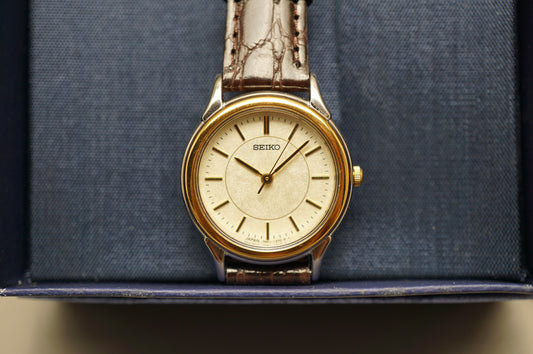 Unworn Vintage 2002 Seiko Spirit 7N01-6880 Gold Two Tone Quartz Ladies Watch
