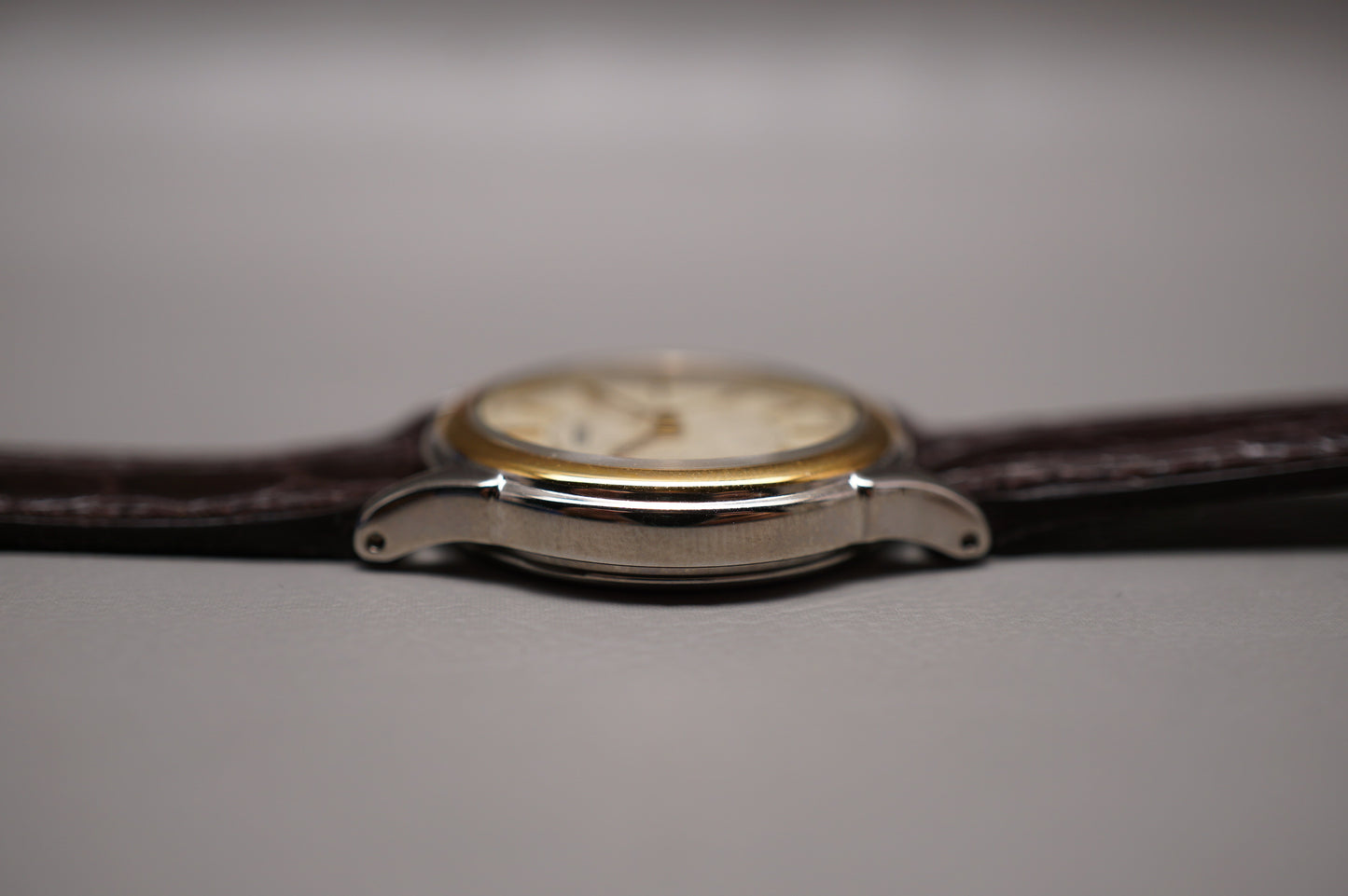 Unworn Vintage 2002 Seiko Spirit 7N01-6880 Gold Two Tone Quartz Ladies Watch