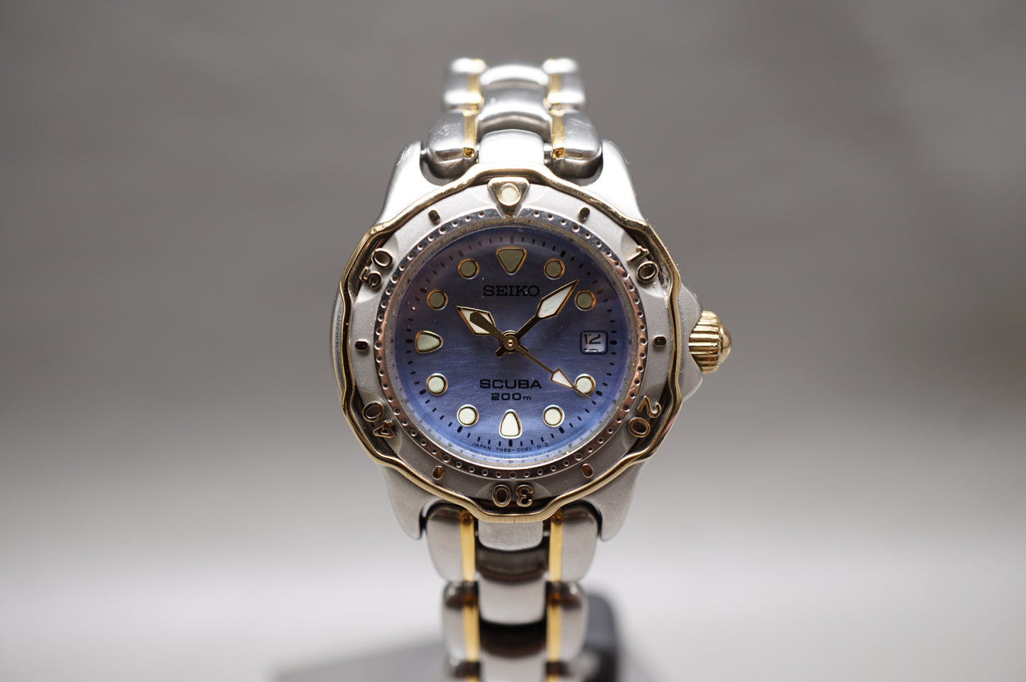 Vintage 1994 Seiko 7N85-0070 Blue Pearled Dial Scuba 200M Diver Quartz Watch