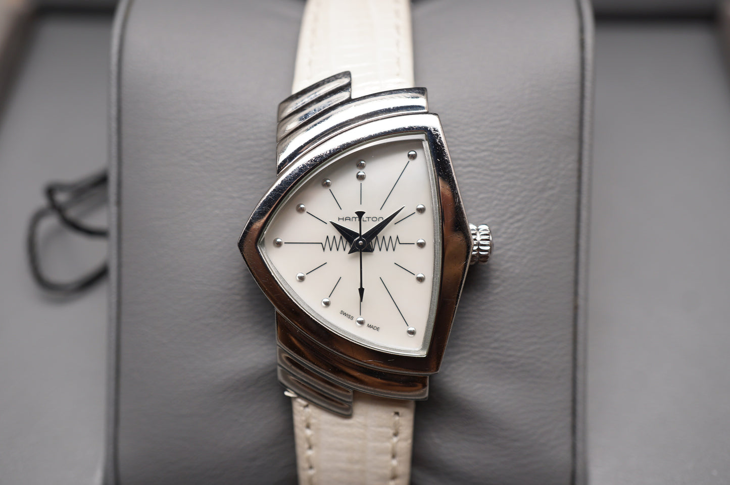 Hamilton Ventura H24211852 Mother Of Pearl Dial Ladies Quartz Watch