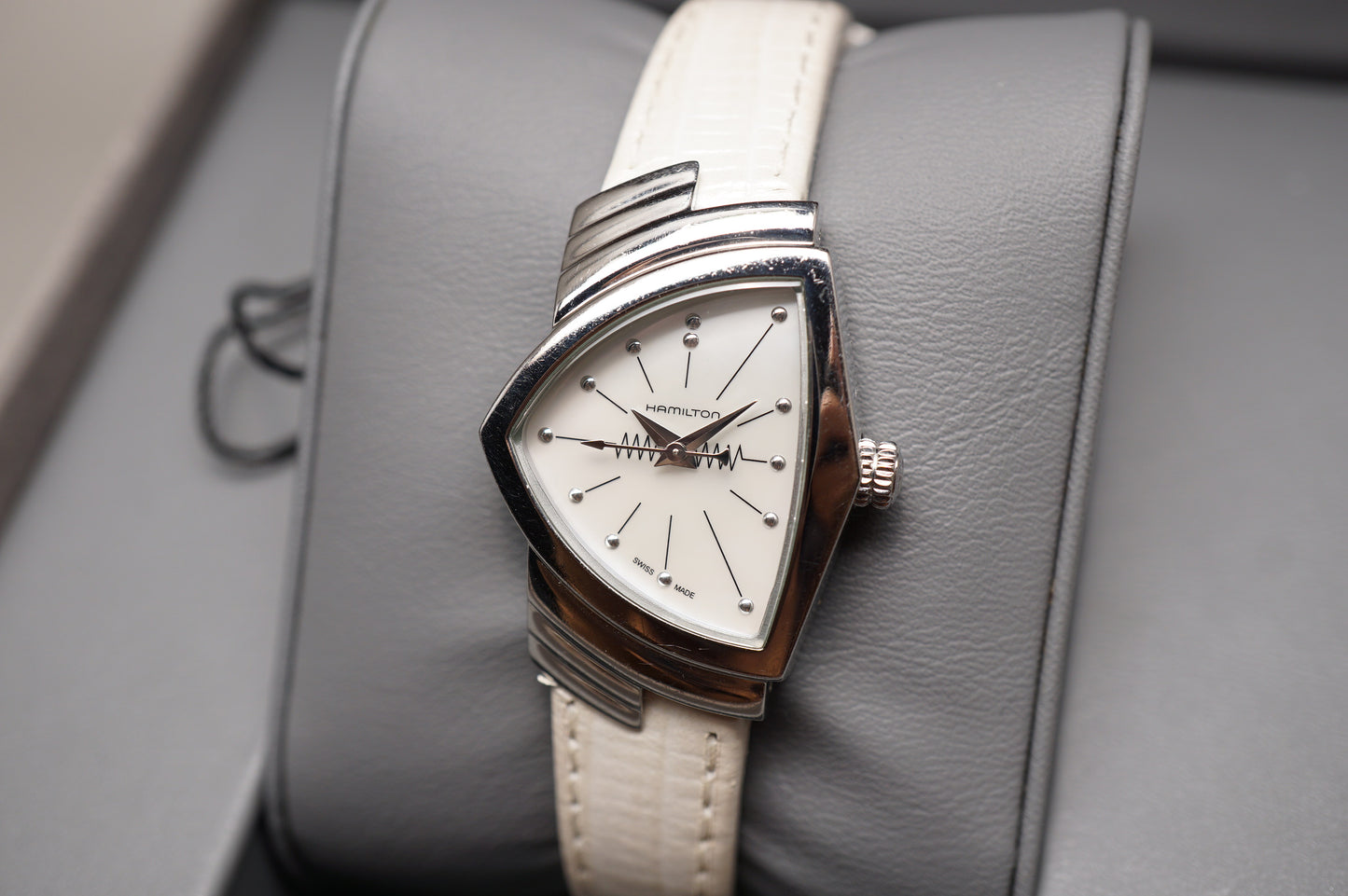Hamilton Ventura H24211852 Mother Of Pearl Dial Ladies Quartz Watch