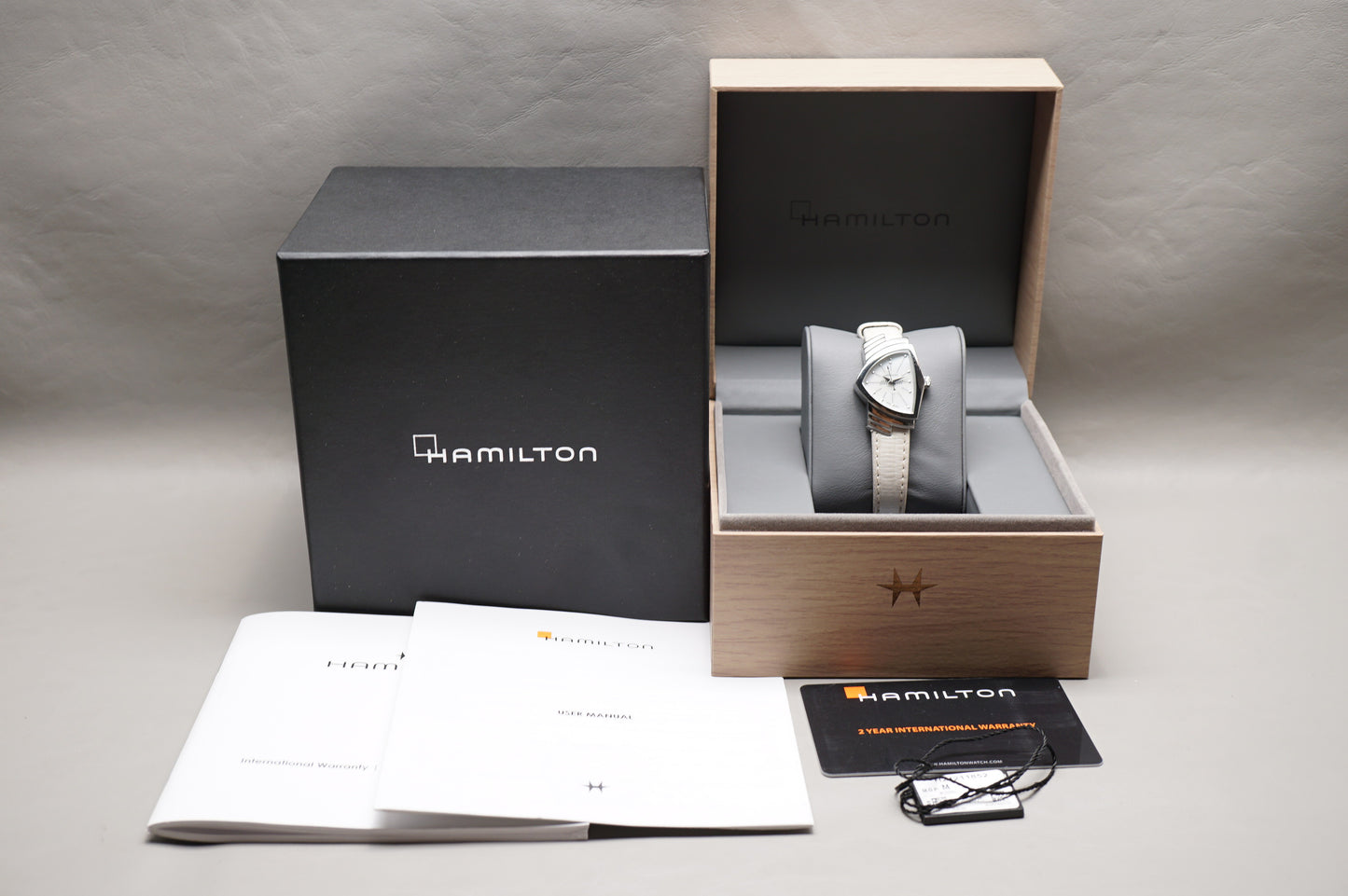 Hamilton Ventura H24211852 Mother Of Pearl Dial Ladies Quartz Watch