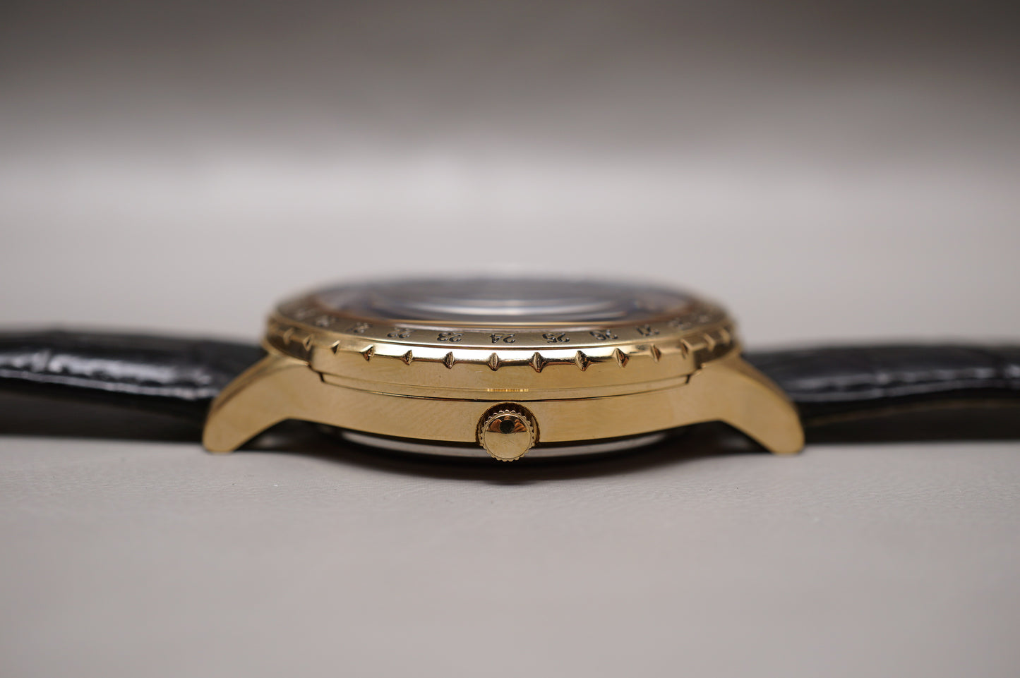 Unworn NOS Citizen Cosmosign CAL-4P85 Franklin Mint Age Of The Moon Quartz Watch
