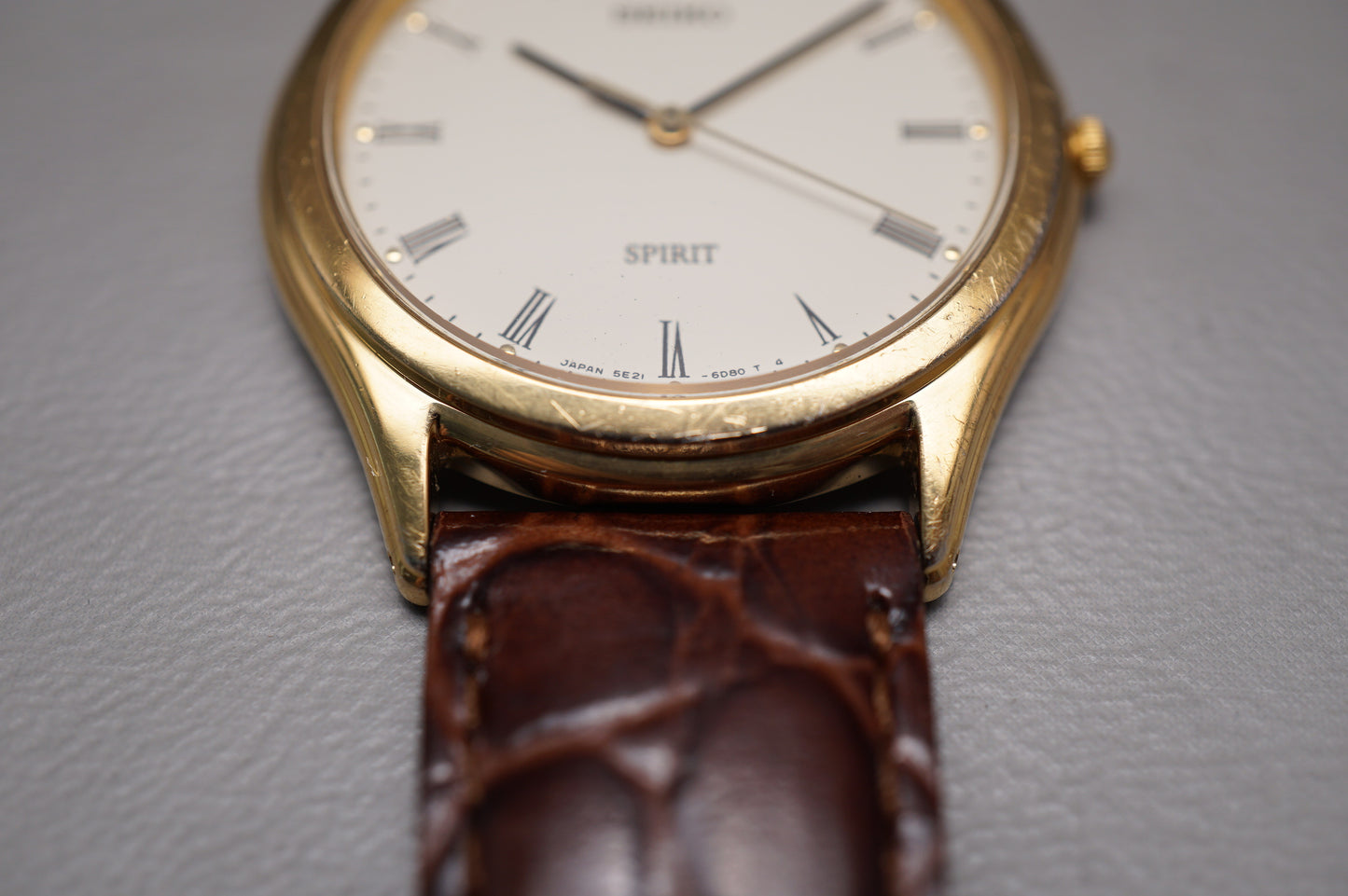 Vintage 1985 Seiko Spirit 5E21-6D70 Gold Tone Roman Dial Quartz Watch