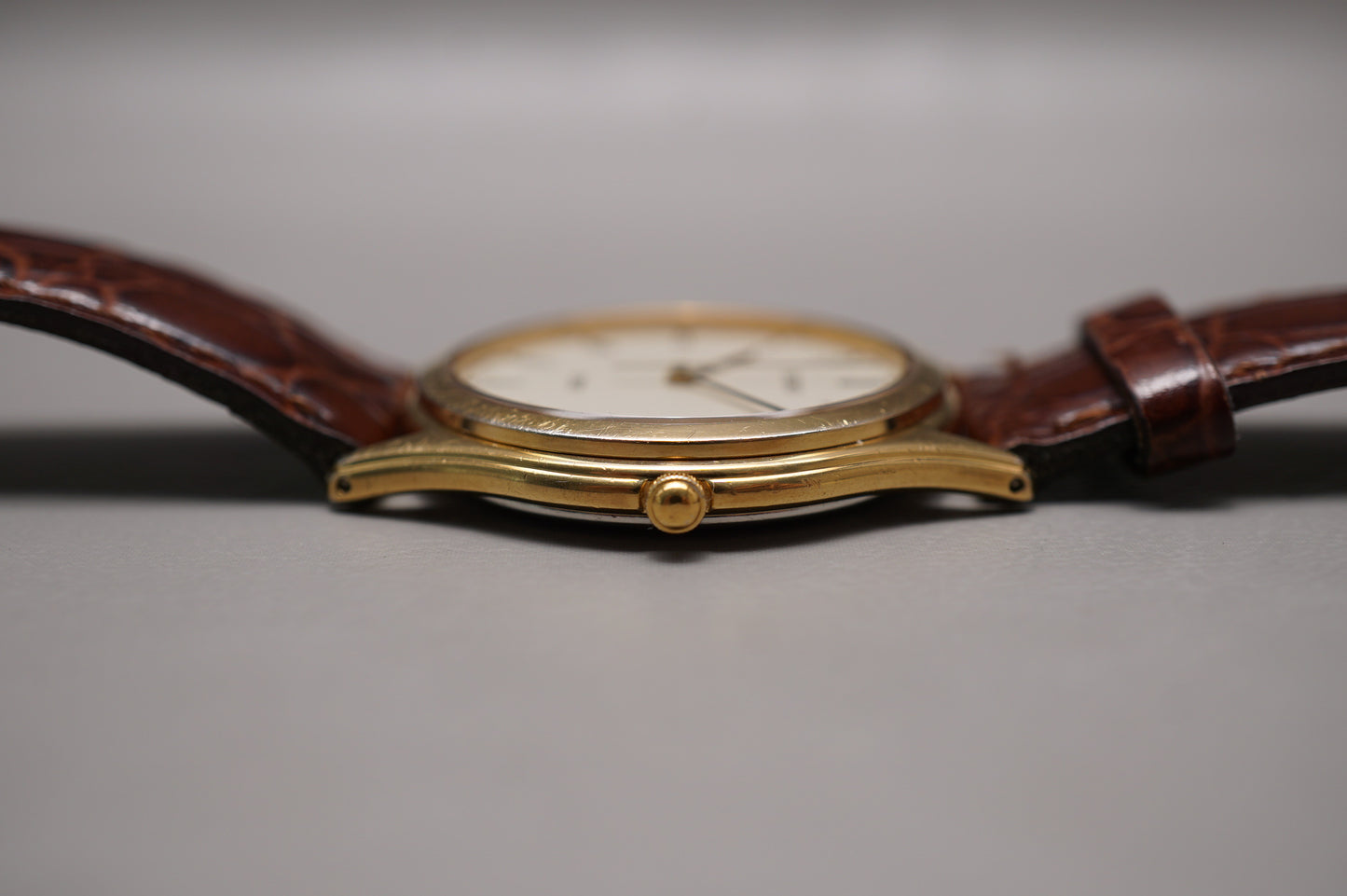Vintage 1985 Seiko Spirit 5E21-6D70 Gold Tone Roman Dial Quartz Watch