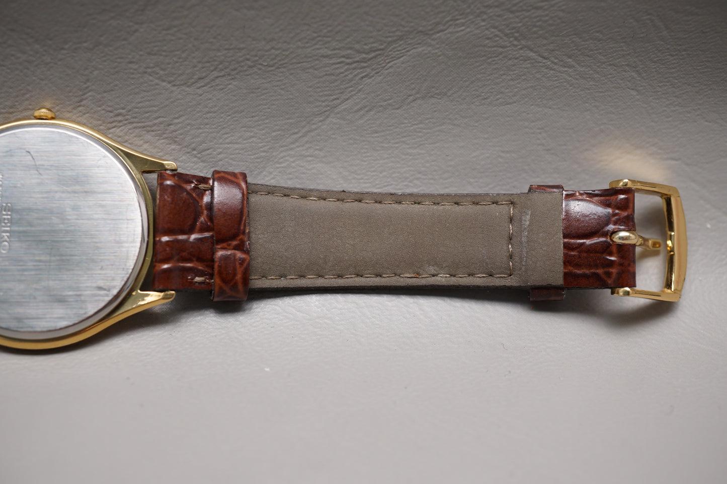 Vintage 1985 Seiko Spirit 5E21-6D70 Gold Tone Roman Dial Quartz Watch