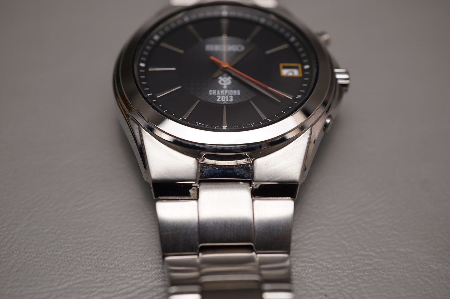Seiko 7B42-0AL0 Yomiuri Giants Central League 2013 Solar Quartz Watch