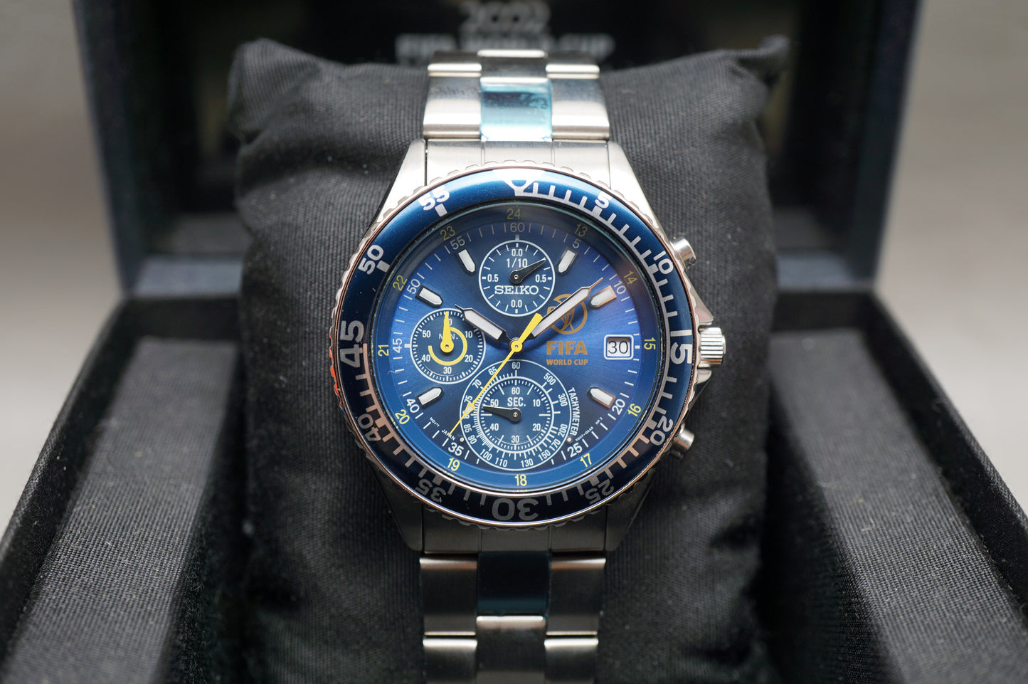 Unworn Seiko SCQP003 V657-0AA0 V657 2002 FIFA World Cup Blue Dial Quartz Watch