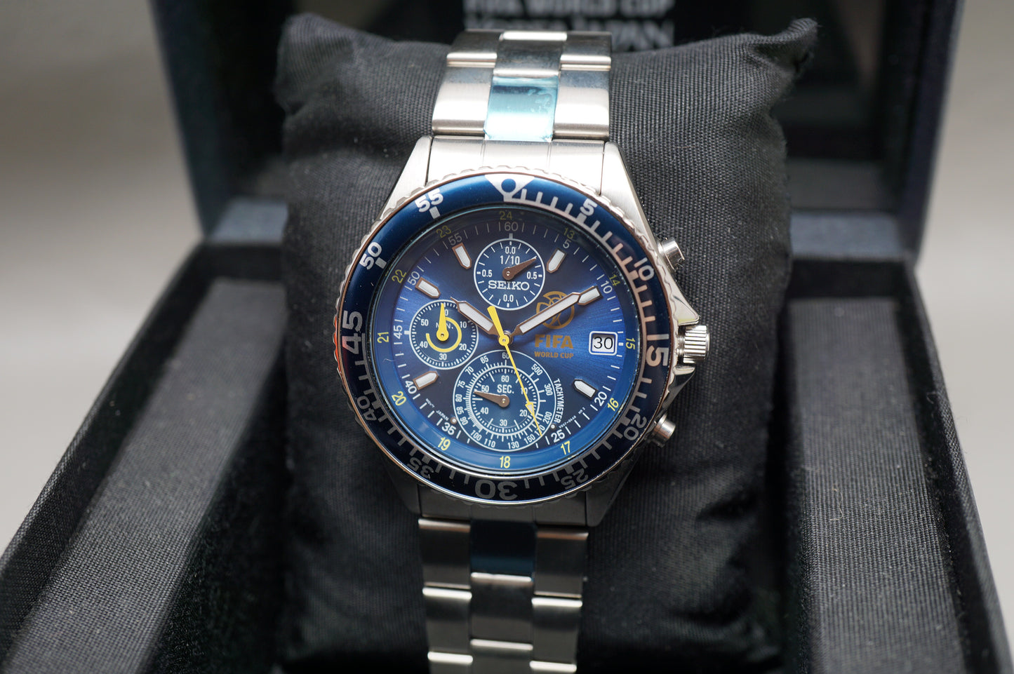 Unworn Seiko SCQP003 V657-0AA0 V657 2002 FIFA World Cup Blue Dial Quartz Watch