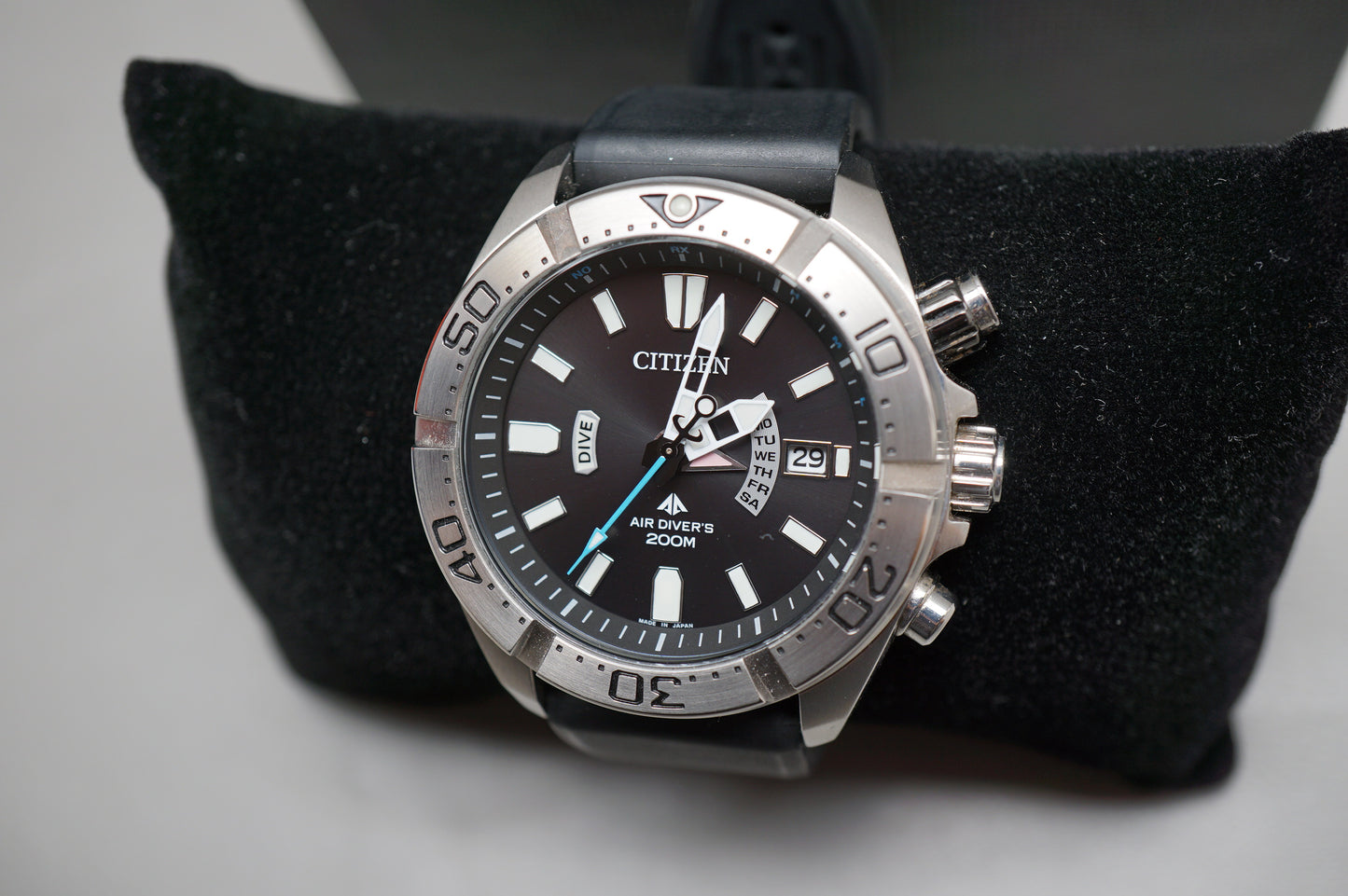 Citizen Promaster PMD56-3083 Air Divers 200M Black Dial JDM Solar Quartz Watch