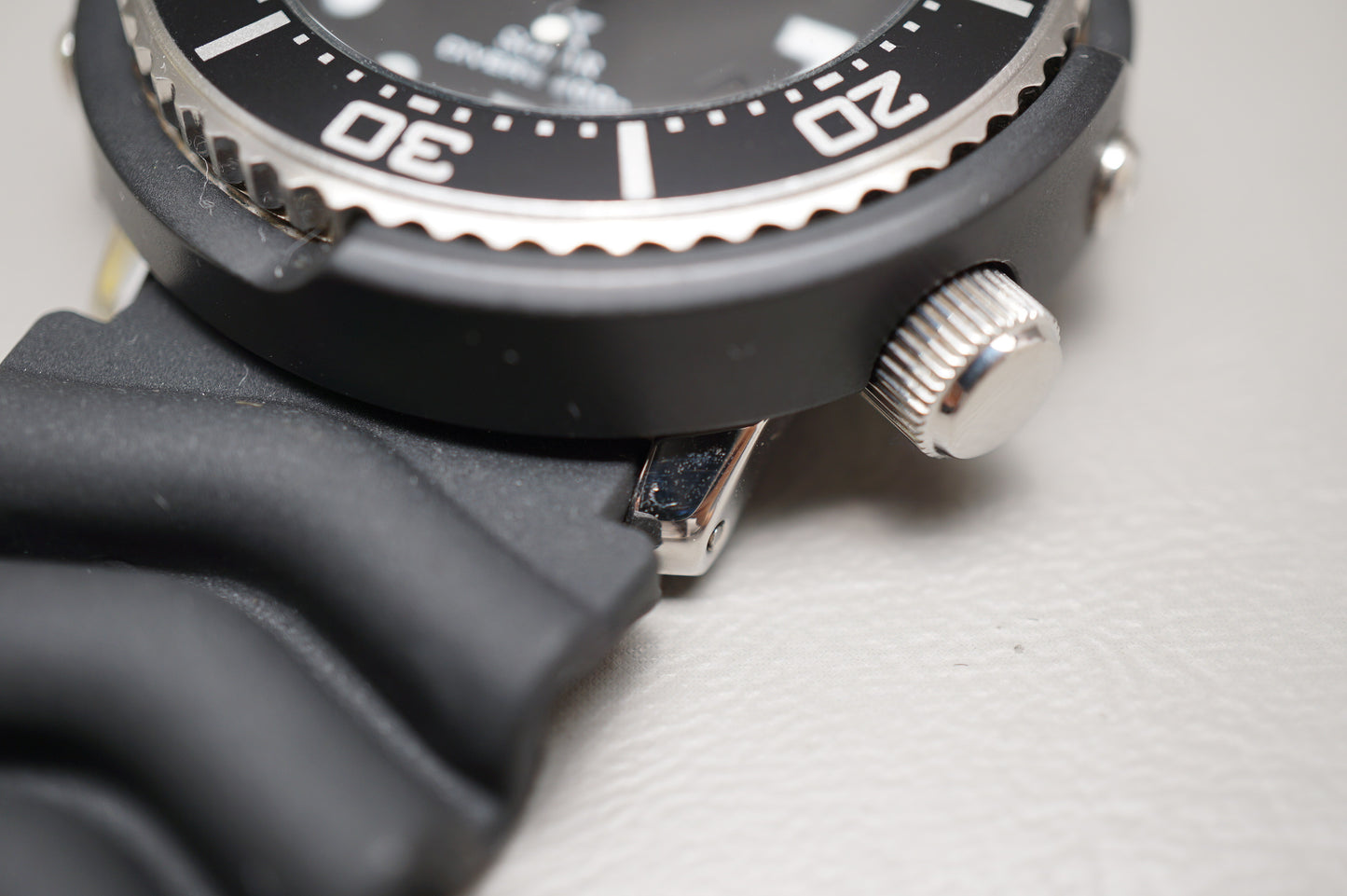 Seiko Prospex SBDN023 V147 Lowercase Limited Black Dial Tuna Solar Quartz Watch