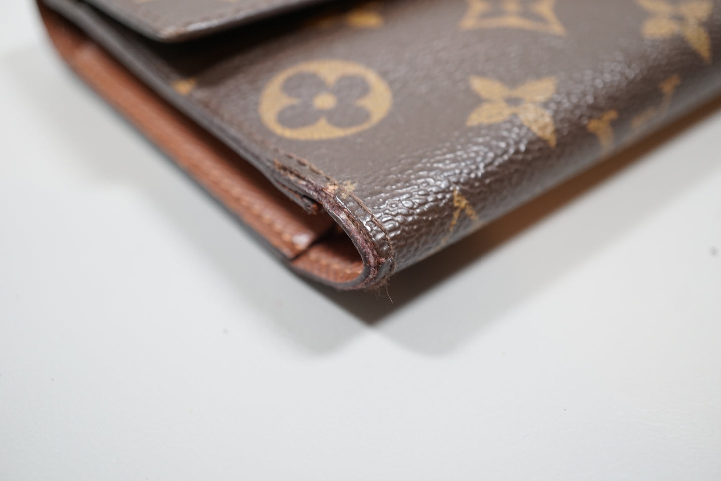 Louis Vuitton Monogram Porte Tresor International M61215 Wallet