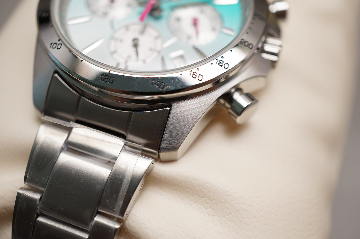 Unworn Seiko SZSJ008 8T63 E5 Hayabusa Bullet Train 10th Anniversary Quartz Watch