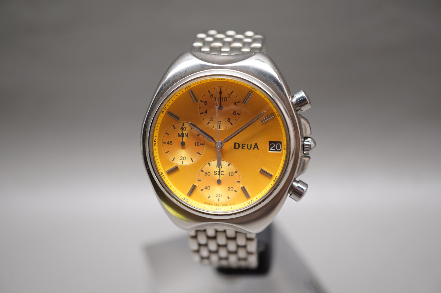 Vtinage Seiko Alba DEUA V657-6040 Orange Dial Quartz Chronograph Watch