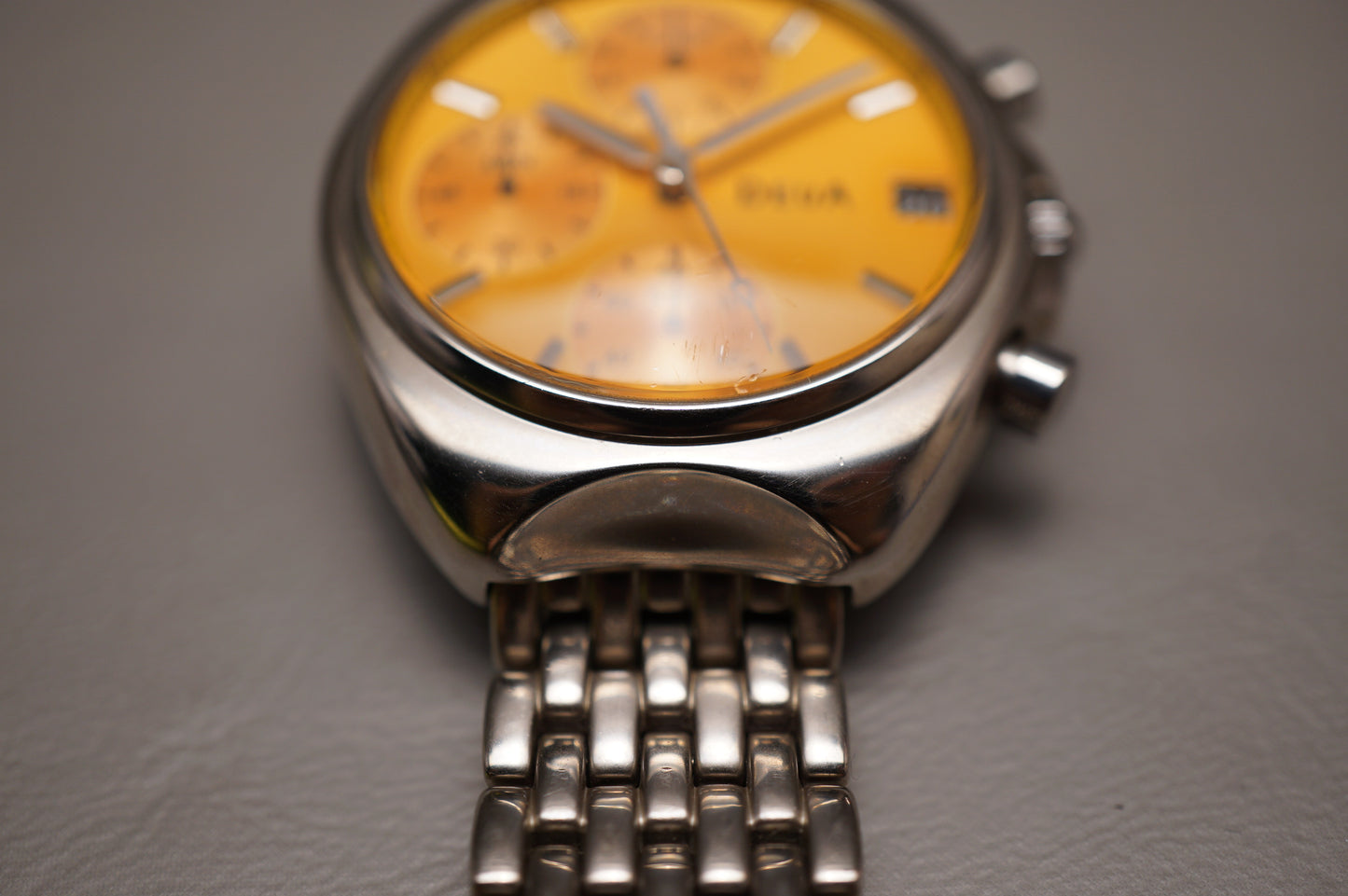 Vtinage Seiko Alba DEUA V657-6040 Orange Dial Quartz Chronograph Watch