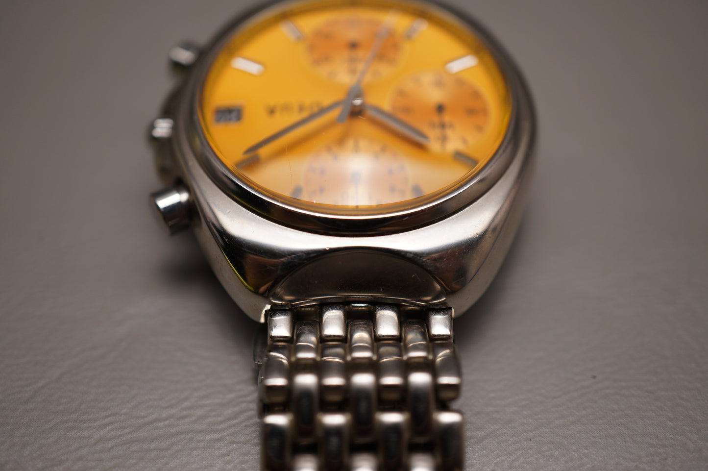 Vtinage Seiko Alba DEUA V657-6040 Orange Dial Quartz Chronograph Watch