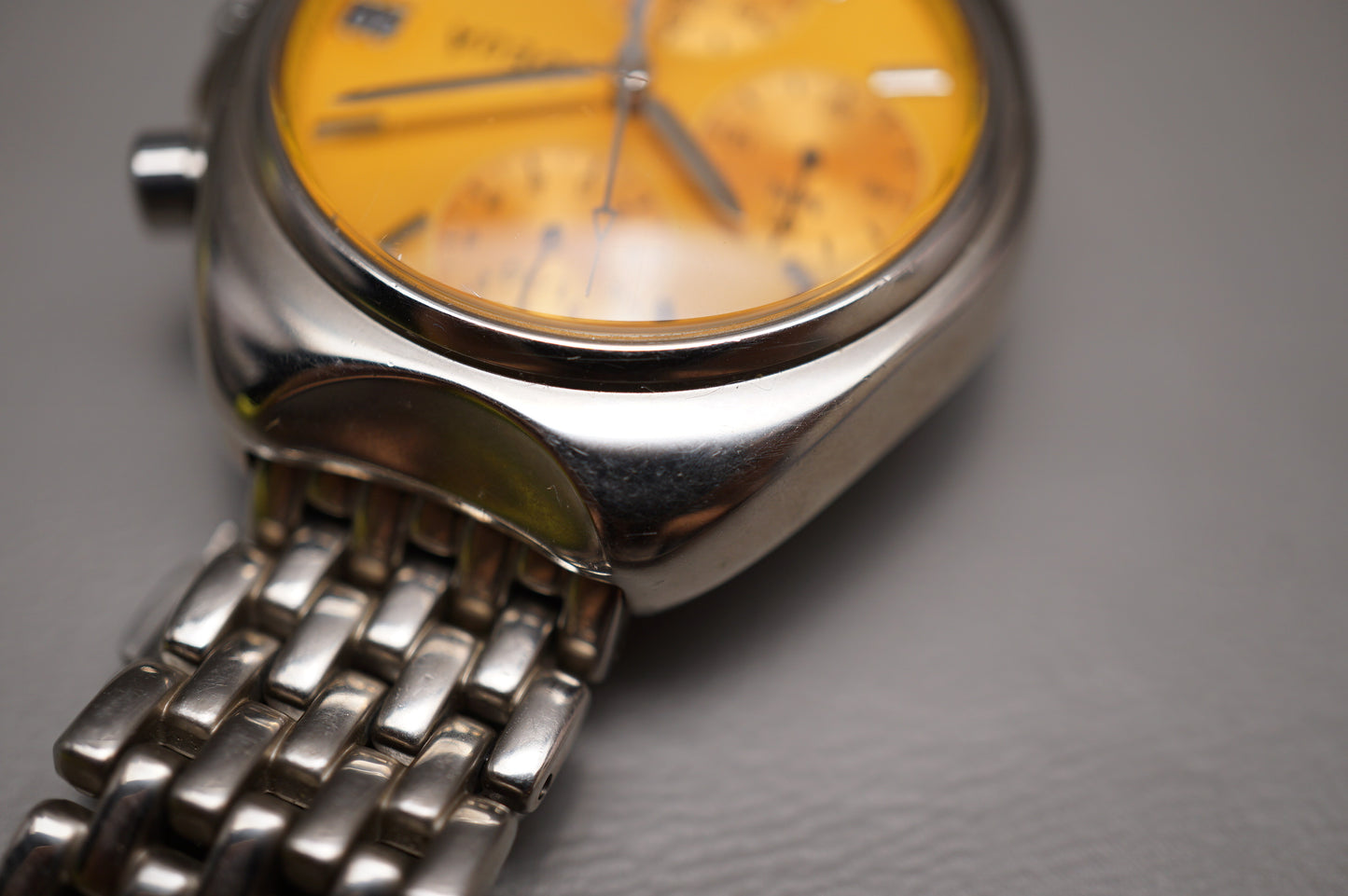 Vtinage Seiko Alba DEUA V657-6040 Orange Dial Quartz Chronograph Watch