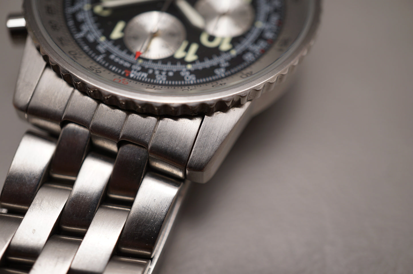 Bulova BVS201 Rare Reverse Panda Navitimer Style Quartz Chronograph Watch