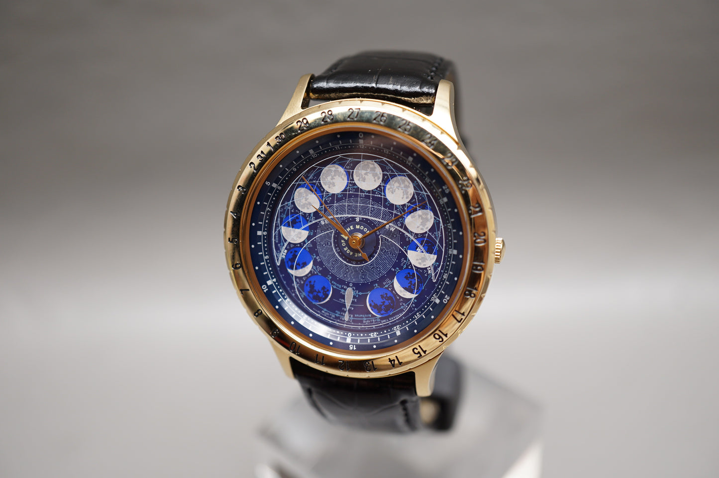 New NOS Citizen Cosmosign CAL-4P85 Franklin Mint Age Of The Moon Quartz Watch