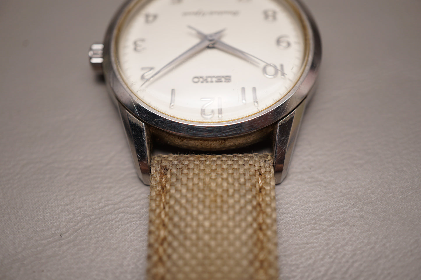 Vintage 1997 Seiko SCVG007 4S24 White Dial Handwound Mechanical Watch