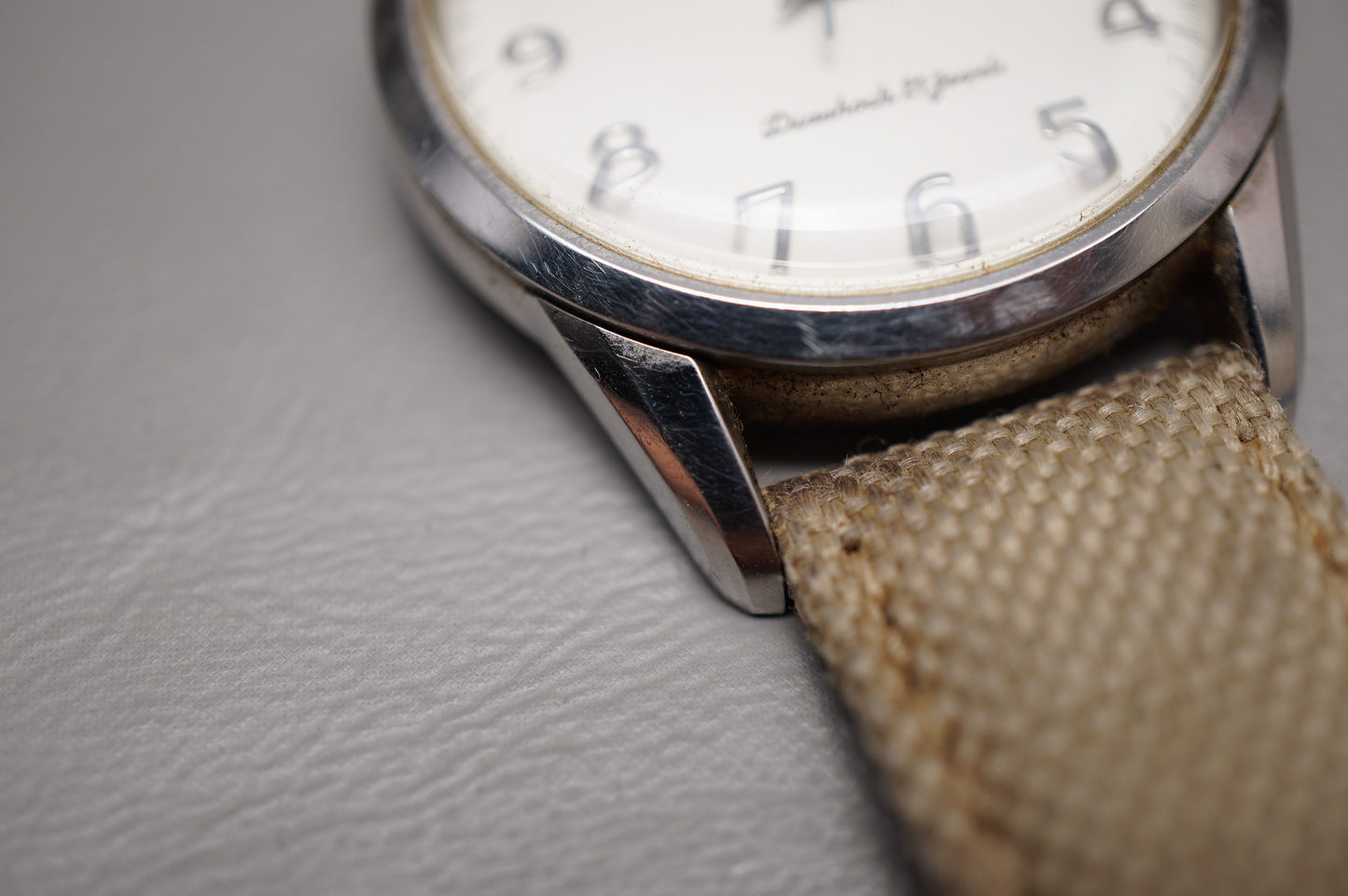 Vintage 1997 Seiko SCVG007 4S24 White Dial Handwound Mechanical Watch