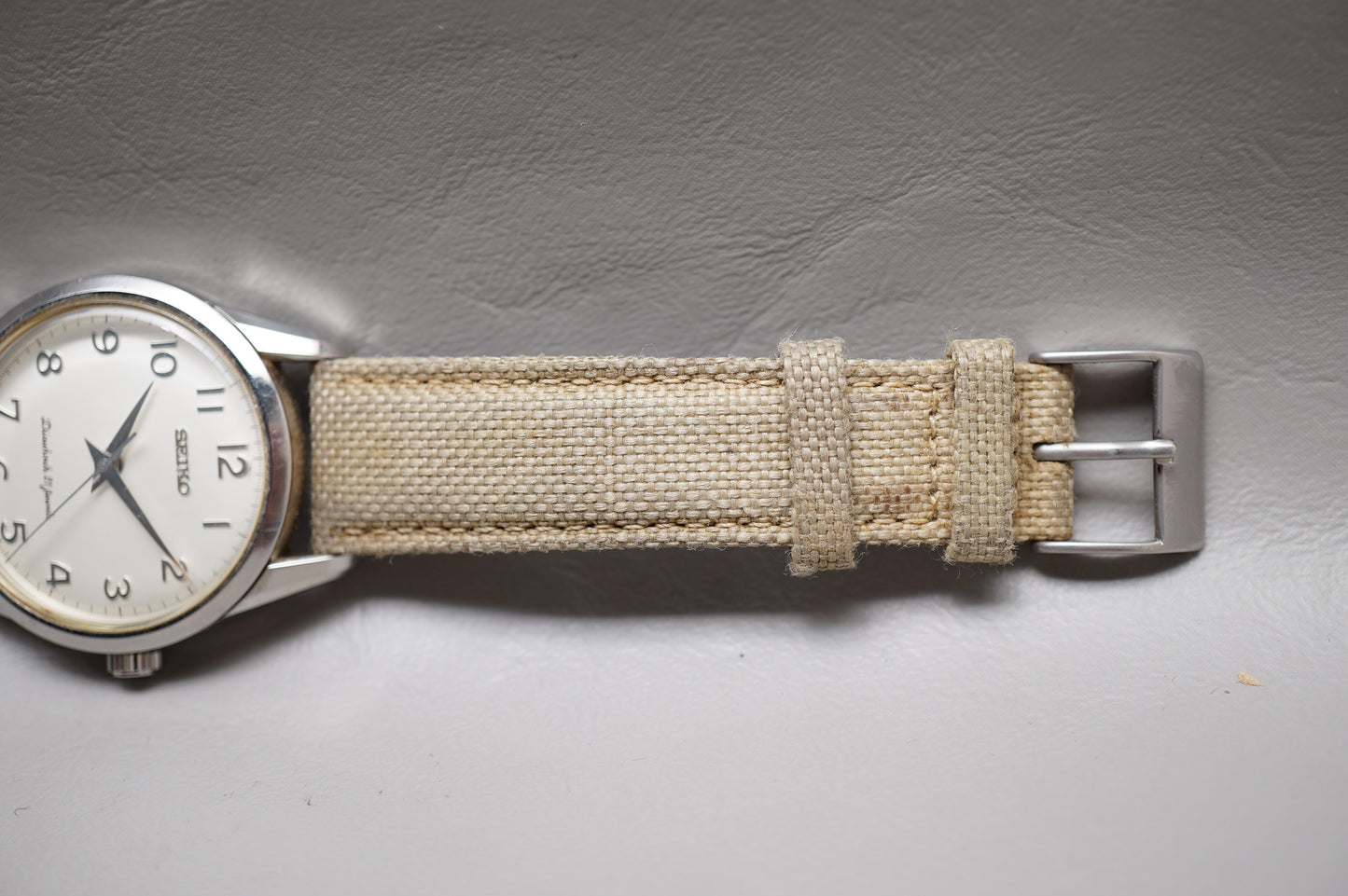 Vintage 1997 Seiko SCVG007 4S24 White Dial Handwound Mechanical Watch