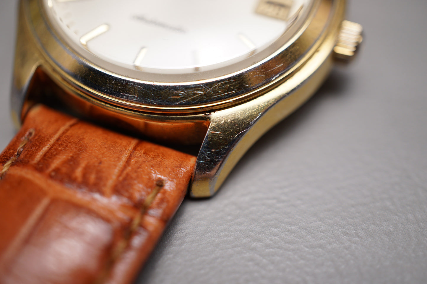 Vintage 1992 Seiko SCVK002 4S35 Gold Tone 36mm Date Automatic Watch