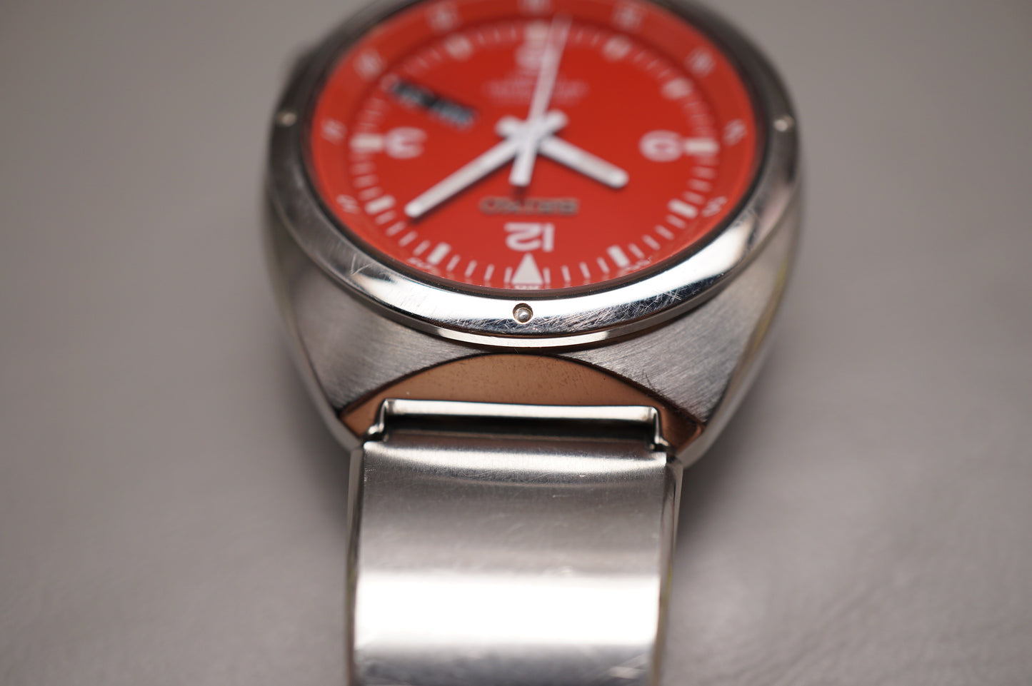 Vintage Seiko S-Wave SKX297K1 7S26 Red Dial Automatic Watch Original Bracelet