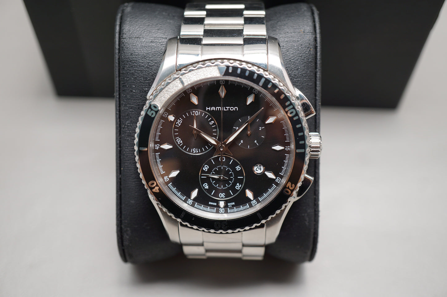 Hamilton Jazzmaster Seaview H37512131 Black Dial Chronograph Quartz Watch