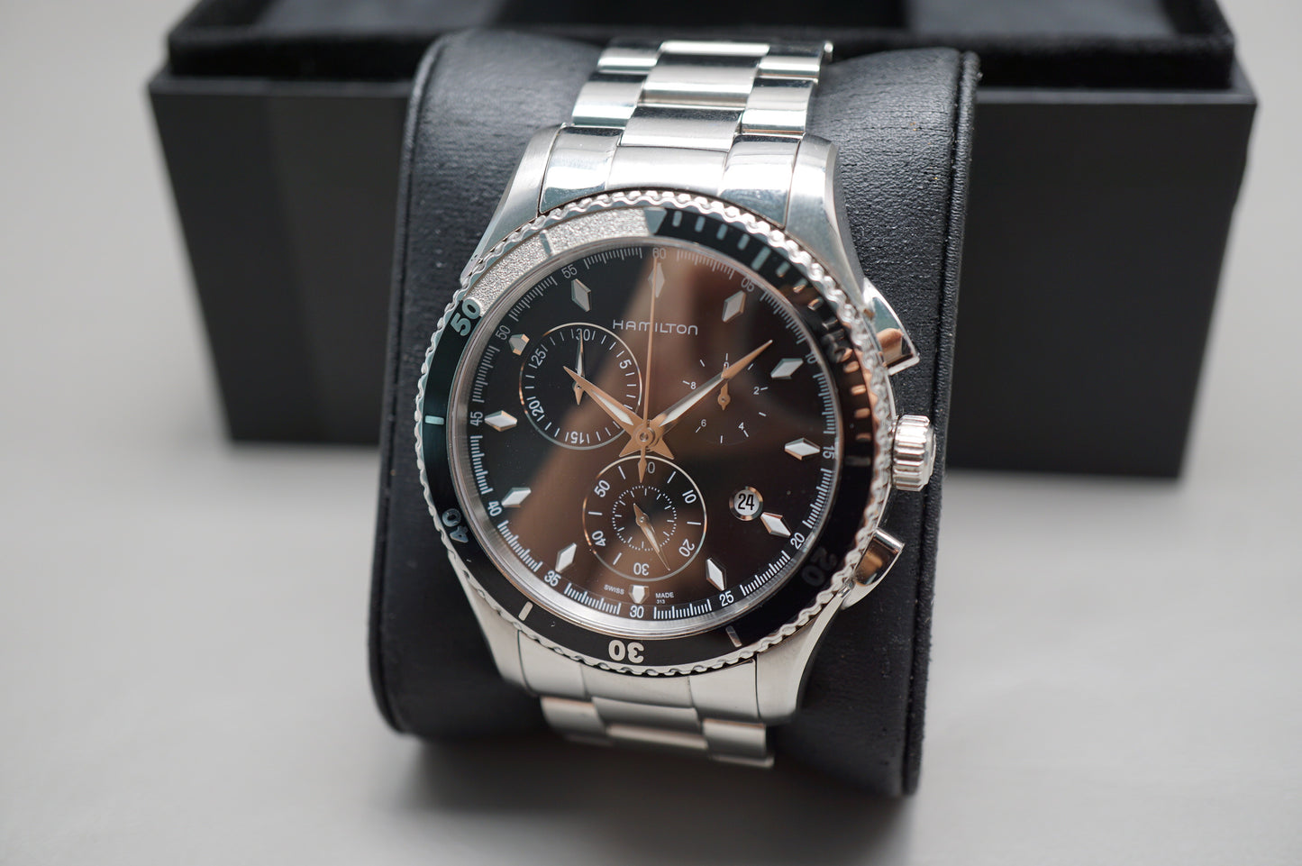 Hamilton Jazzmaster Seaview H37512131 Black Dial Chronograph Quartz Watch