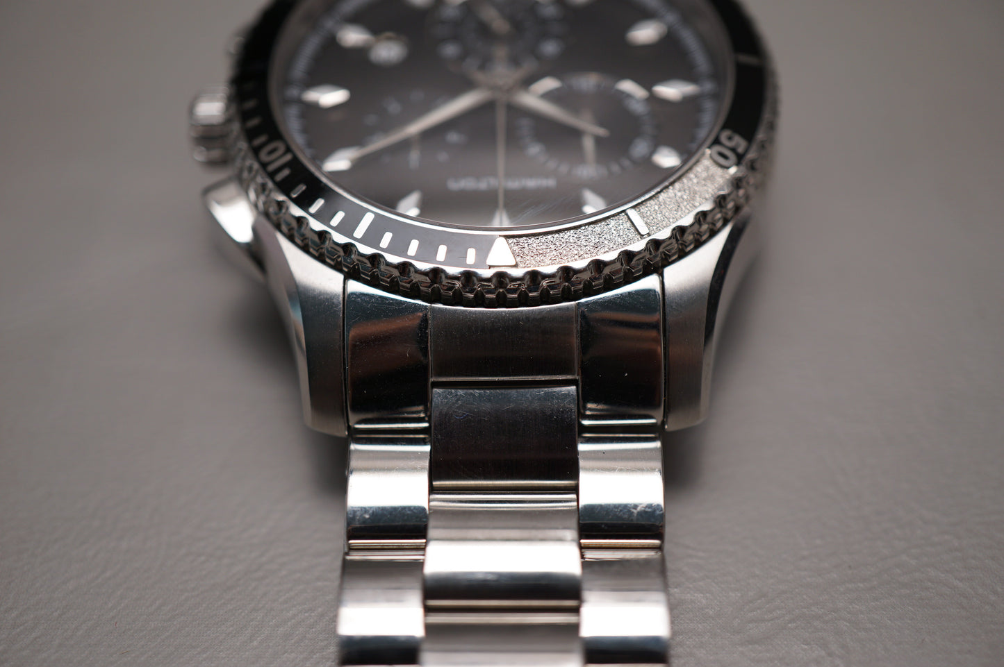 Hamilton Jazzmaster Seaview H37512131 Black Dial Chronograph Quartz Watch