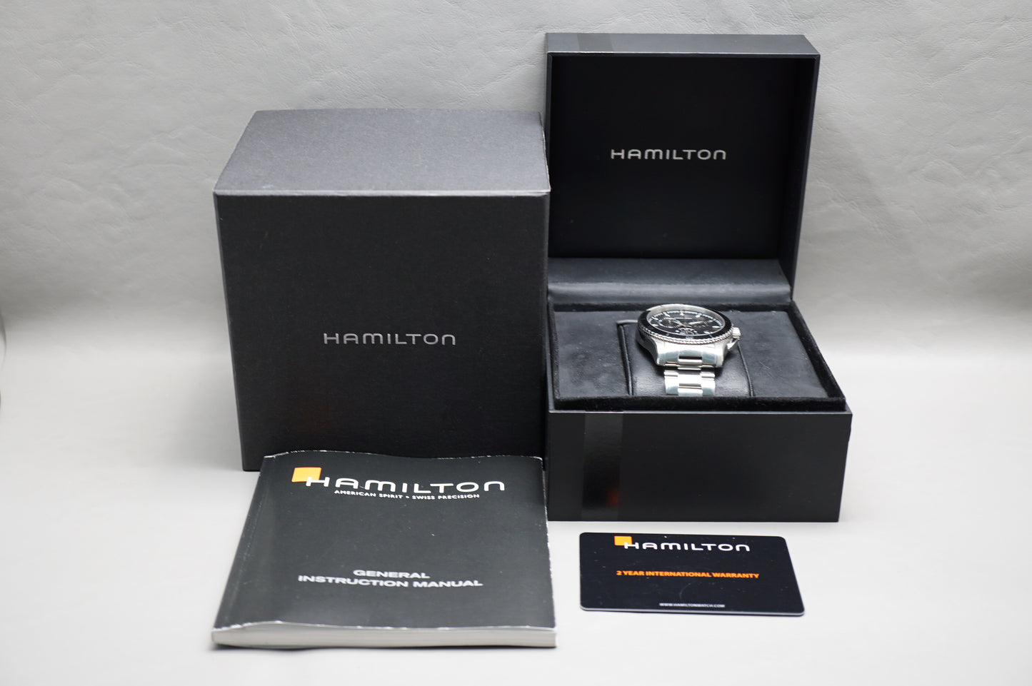 Hamilton Jazzmaster Seaview H37512131 Black Dial Chronograph Quartz Watch