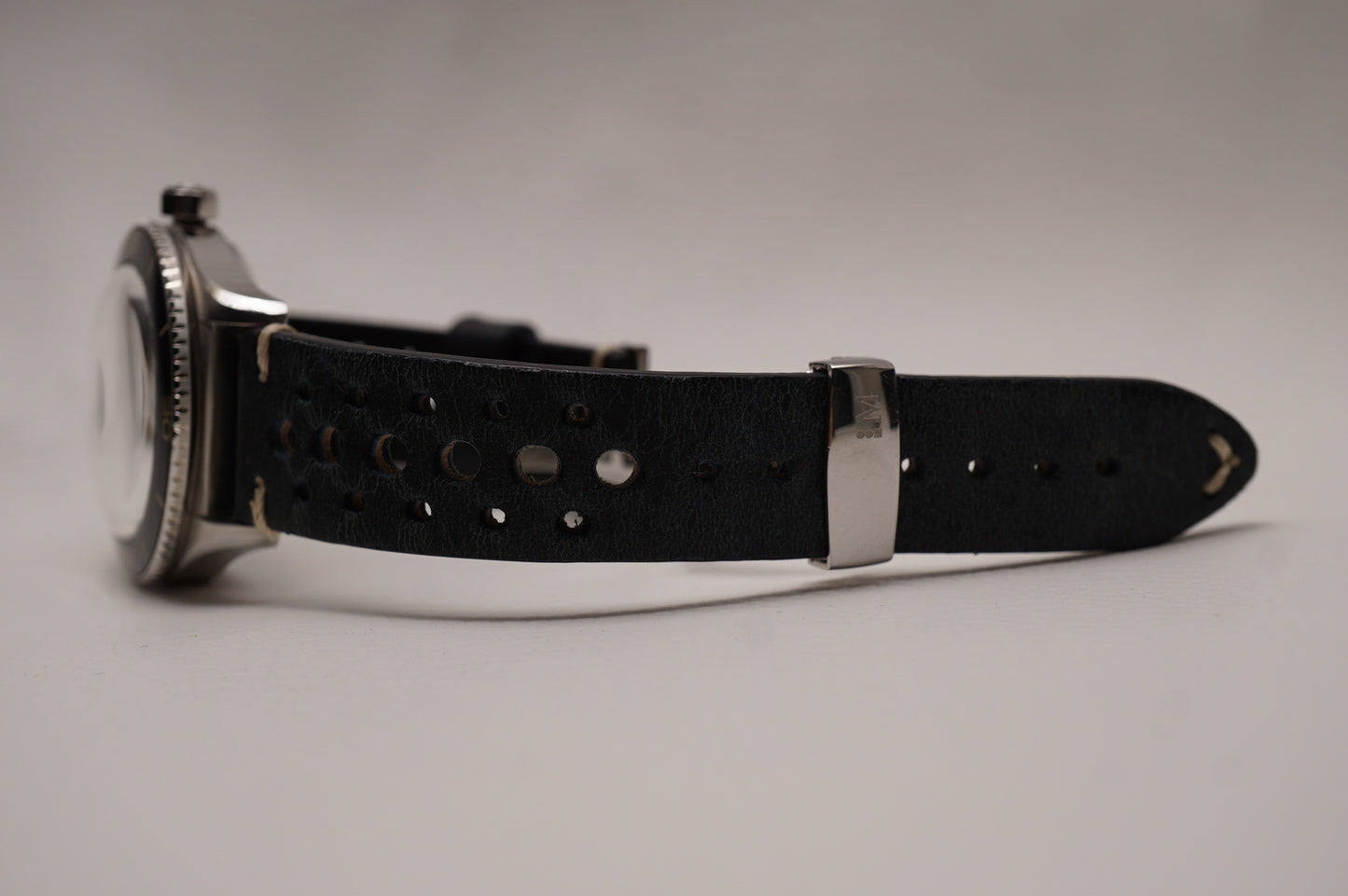UNDONE Basecamp Blue Black NH35 Vintage Inspired Diver Style Automatic Watch