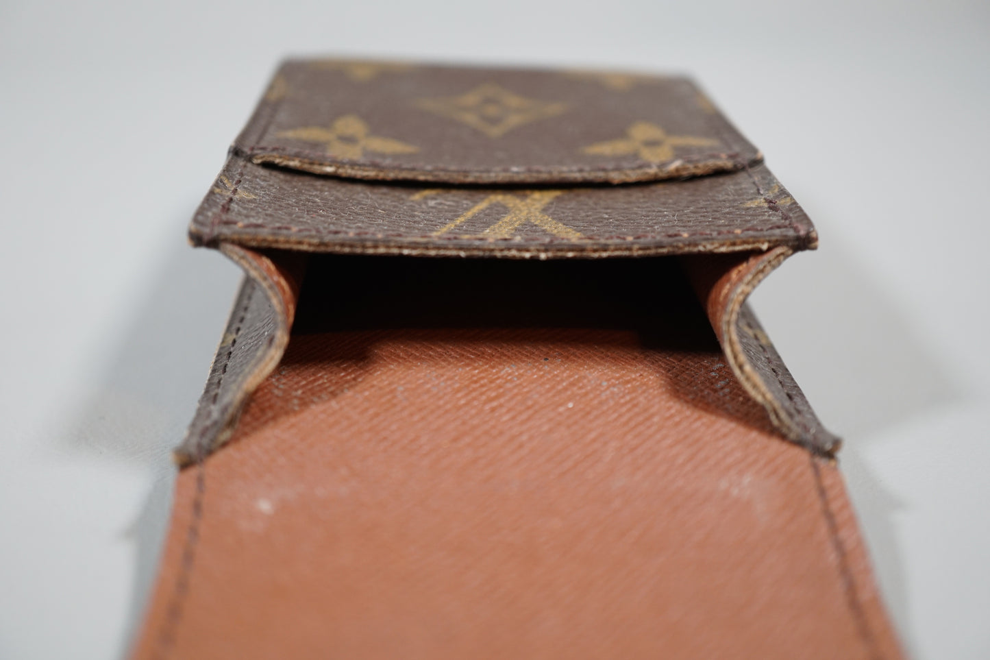 Louis Vuitton M63024 Monogram Brown Tobacco Case