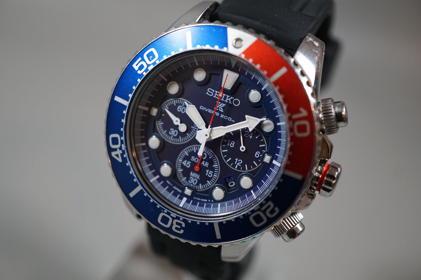 Seiko Prospex SSC019 V175 Pepsi Divers 200M Solar Quartz Watch