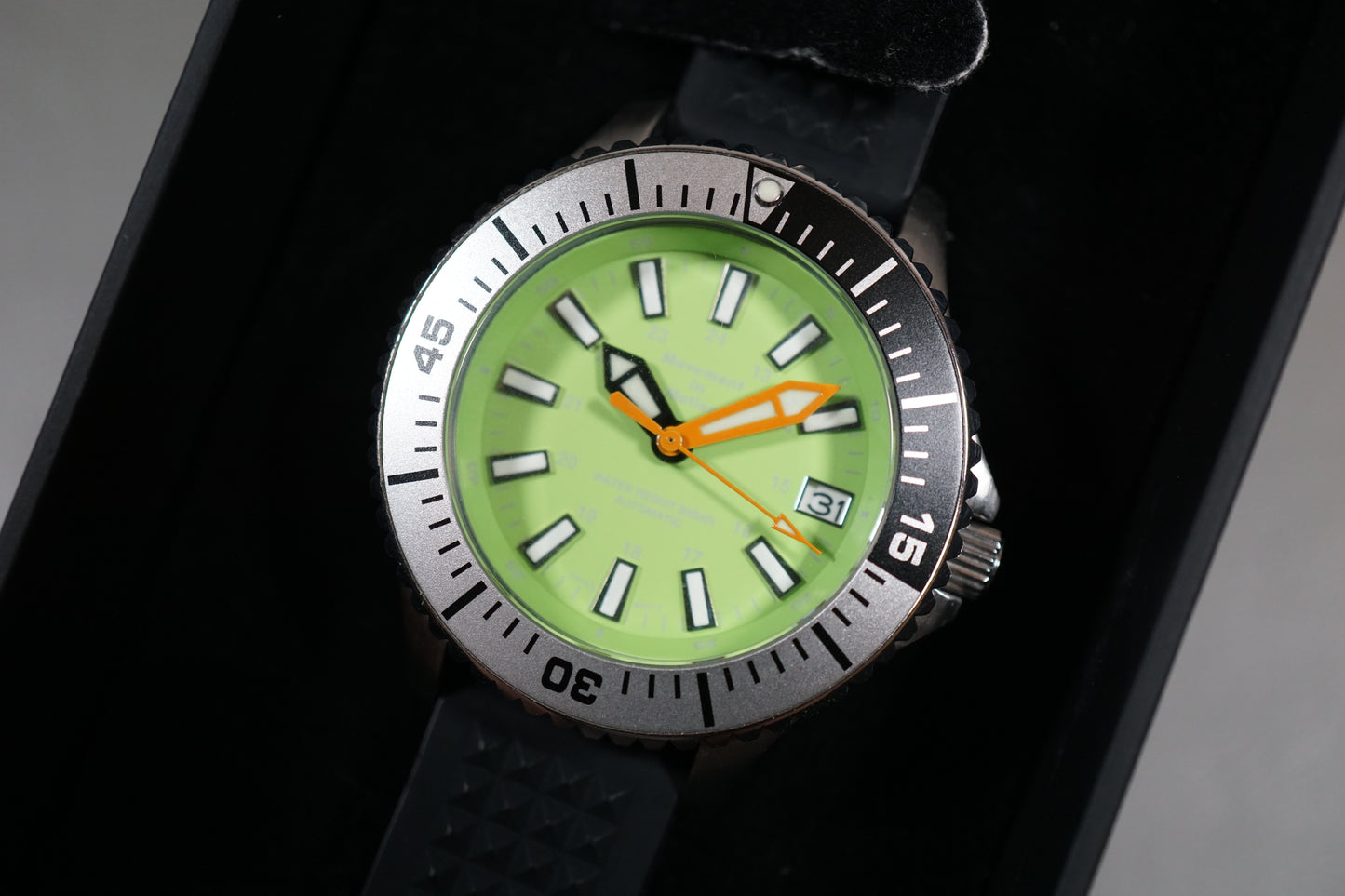 Tic Tac Movement In Motion MIM-MDV-GR NH35 Green Dial Automatic Watch