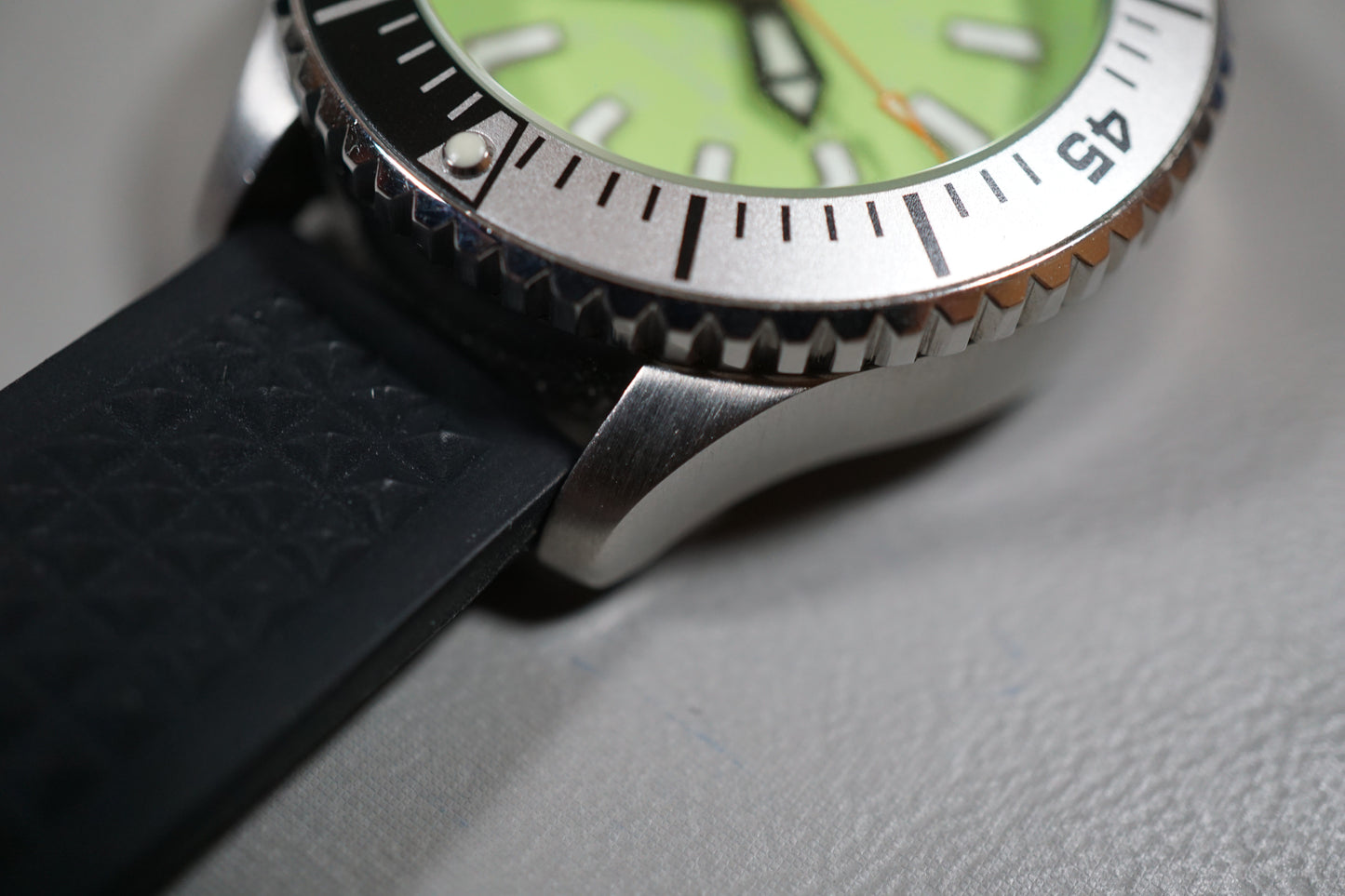 Tic Tac Movement In Motion MIM-MDV-GR NH35 Green Dial Automatic Watch