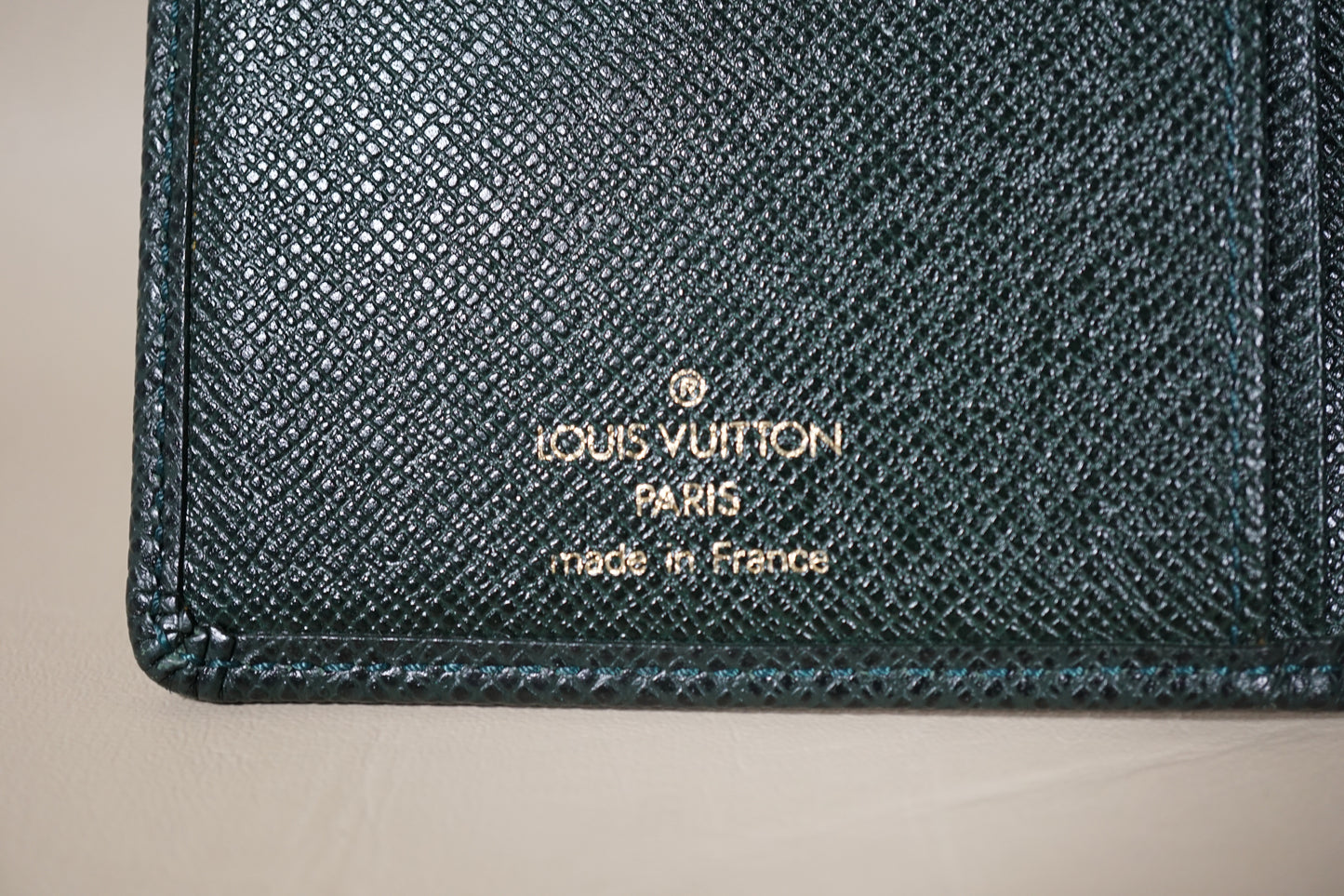 Louis Vuitton Taiga Porto Valeur Cult Credit Dark Green M30394 Wallet