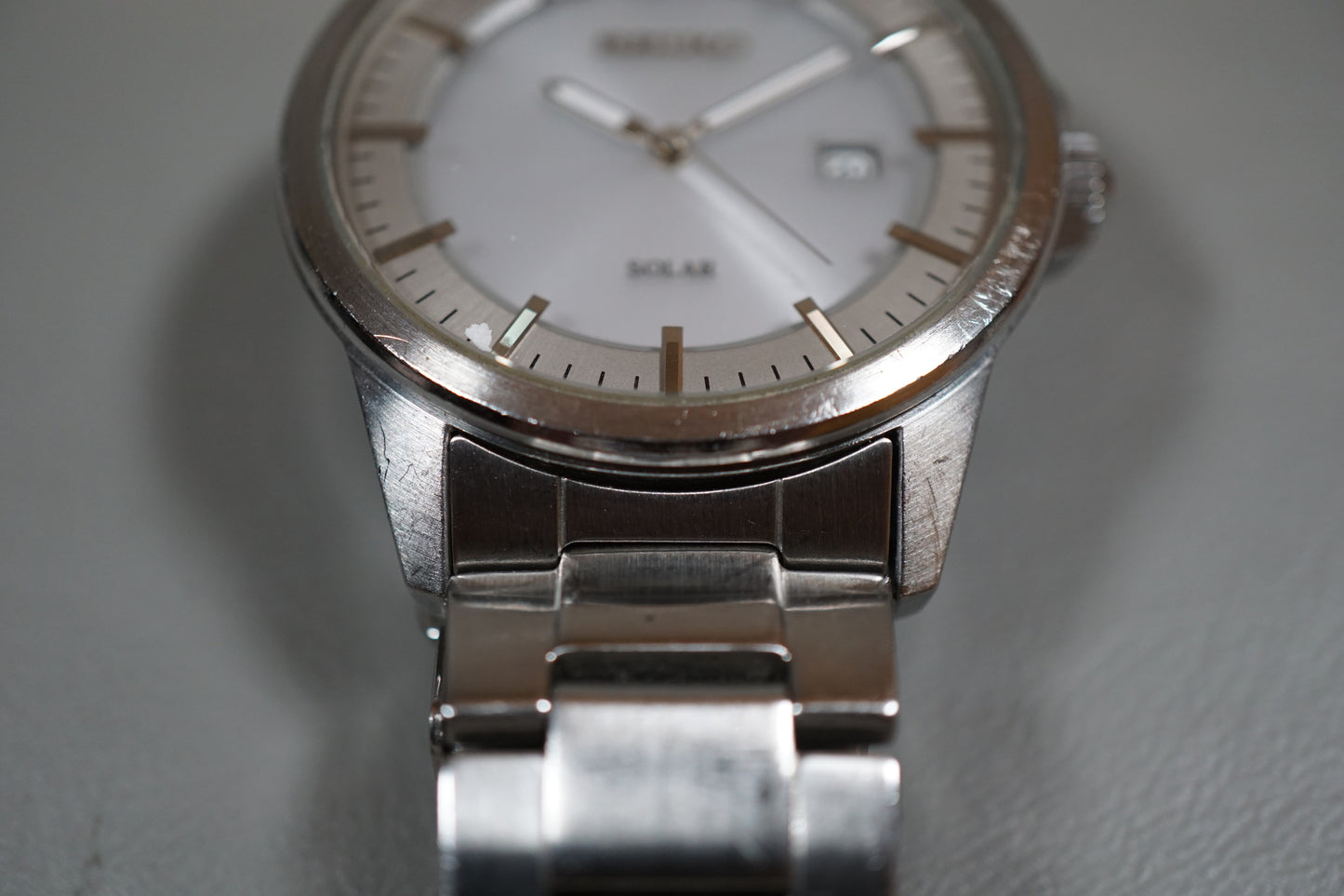 Seiko V147-0AF0 Silver Dial Solar Quartz Watch